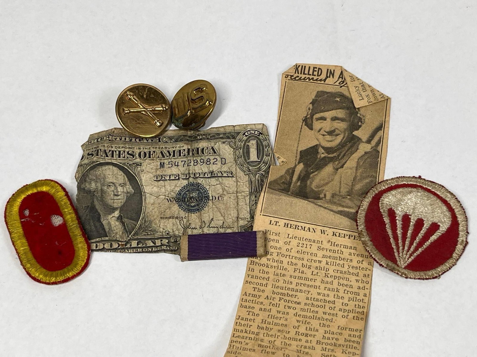 A World War II U.S. Army Air Forces and Airborne Memorial Grouping for First Lieutenant Herman W. (1 of 6)