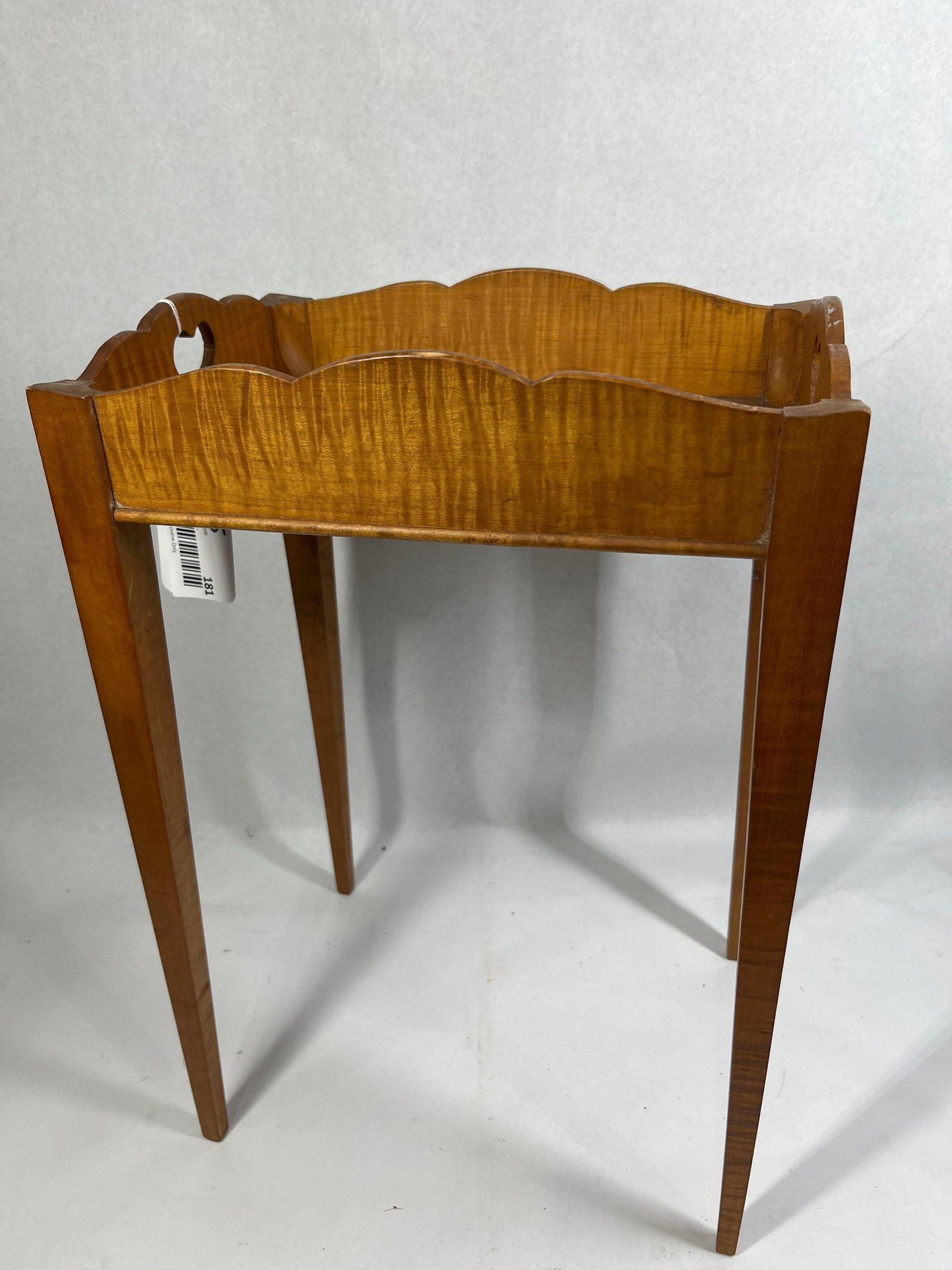 Amer. Fed. Tiger Maple Heart Side Table (1 of 3)