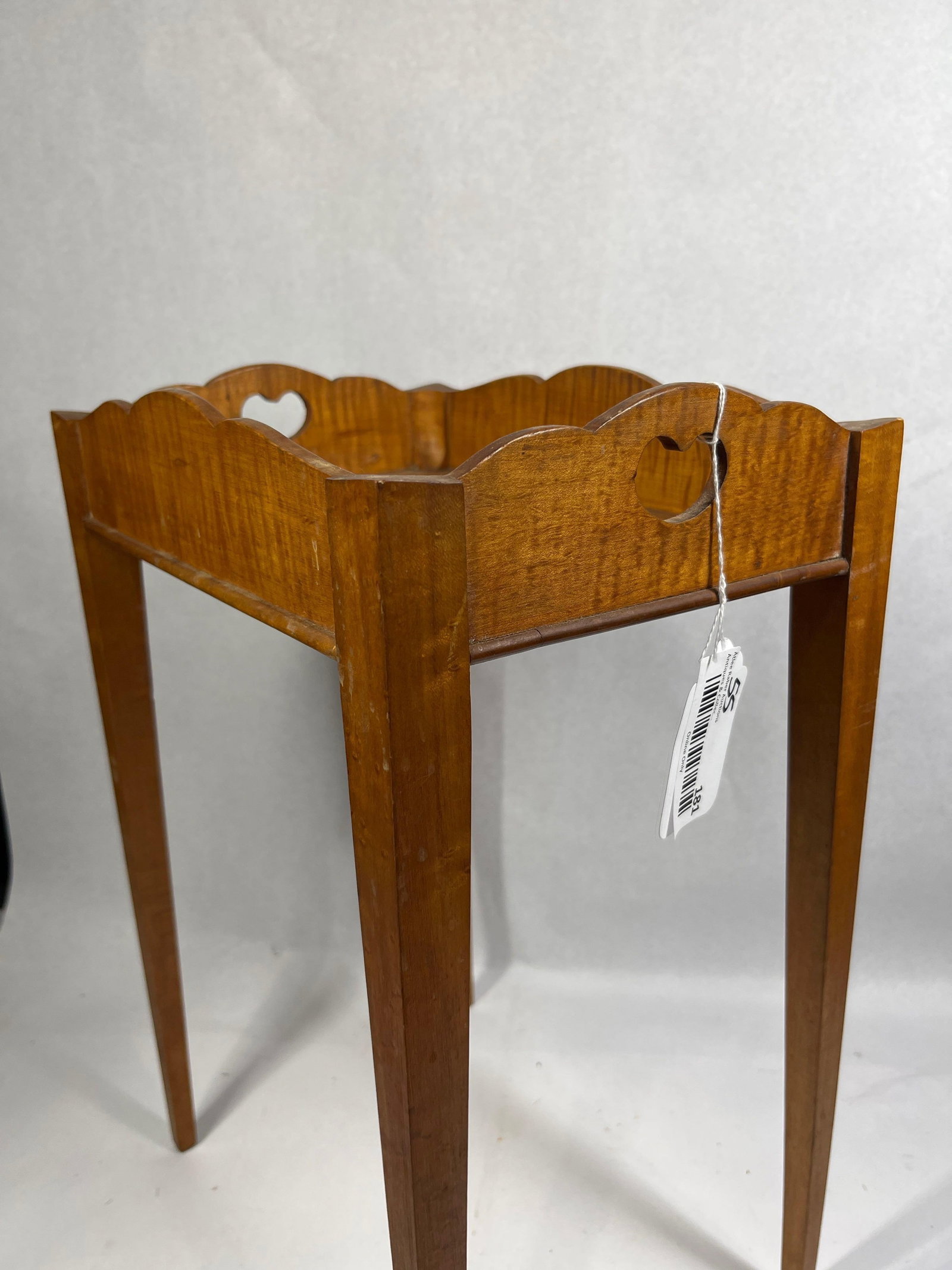 Amer. Fed. Tiger Maple Heart Side Table - 2