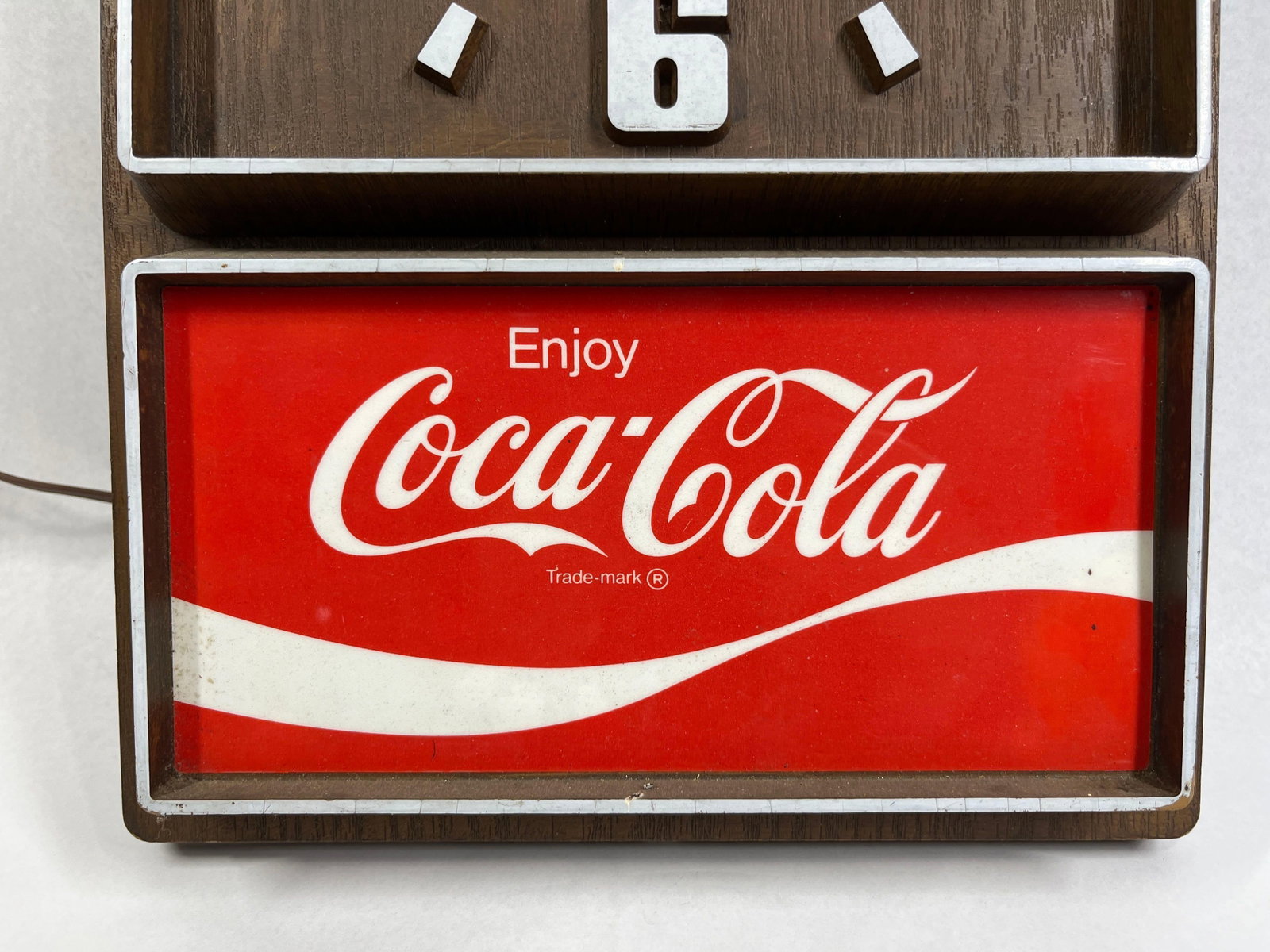 Impact Int Coca-Cola Electric Clock - 3