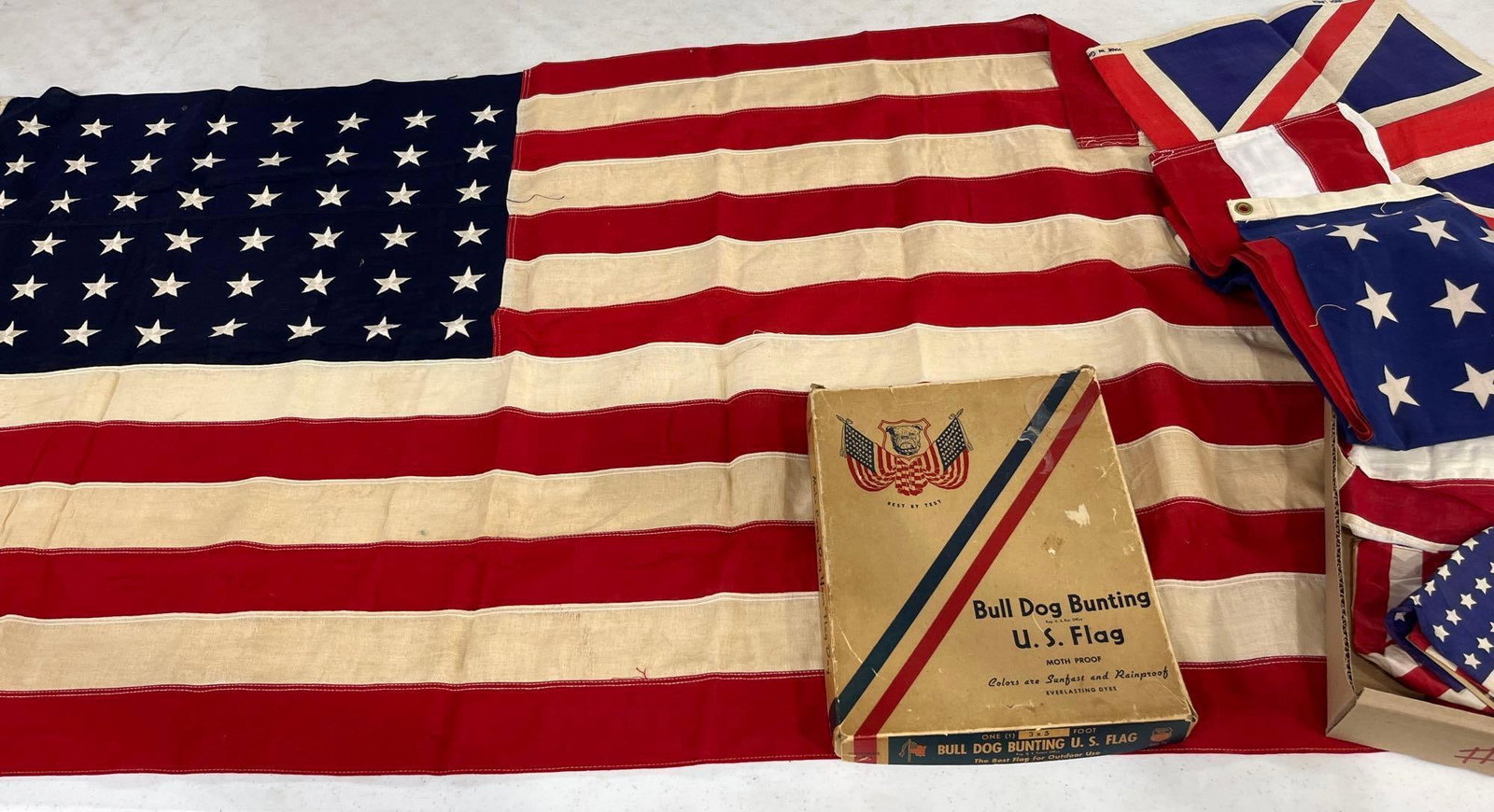 Flags & Ephemera w/ Dettra US Flag (1 of 8)