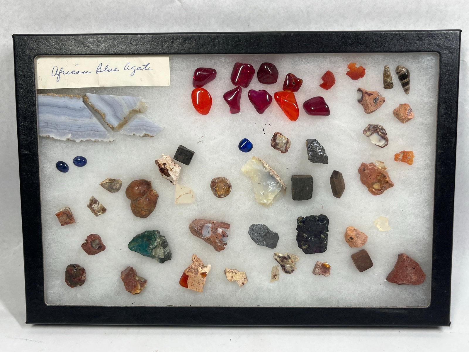 Minerals, Gemstones & Fossils w/ Agate (1 of 4)