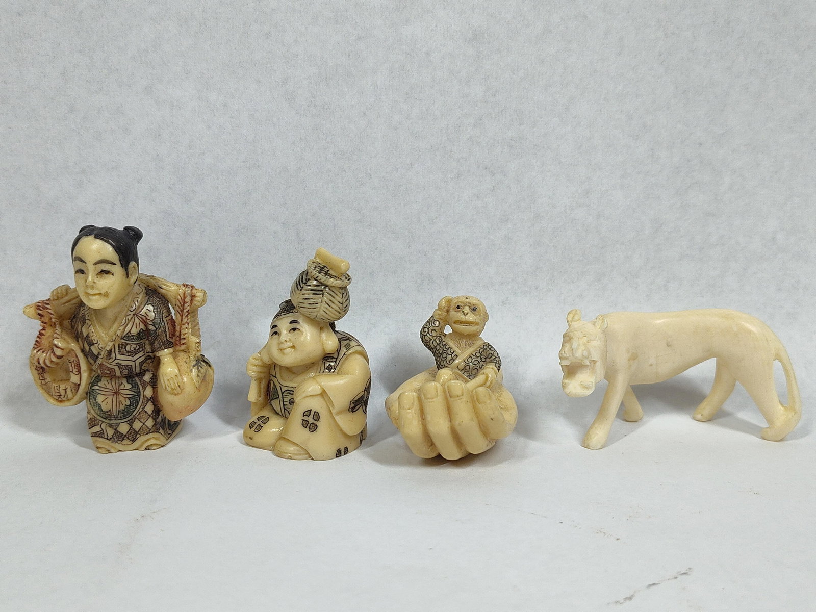 Japanese-Style Carved Figures & Netsuke (1 of 5)