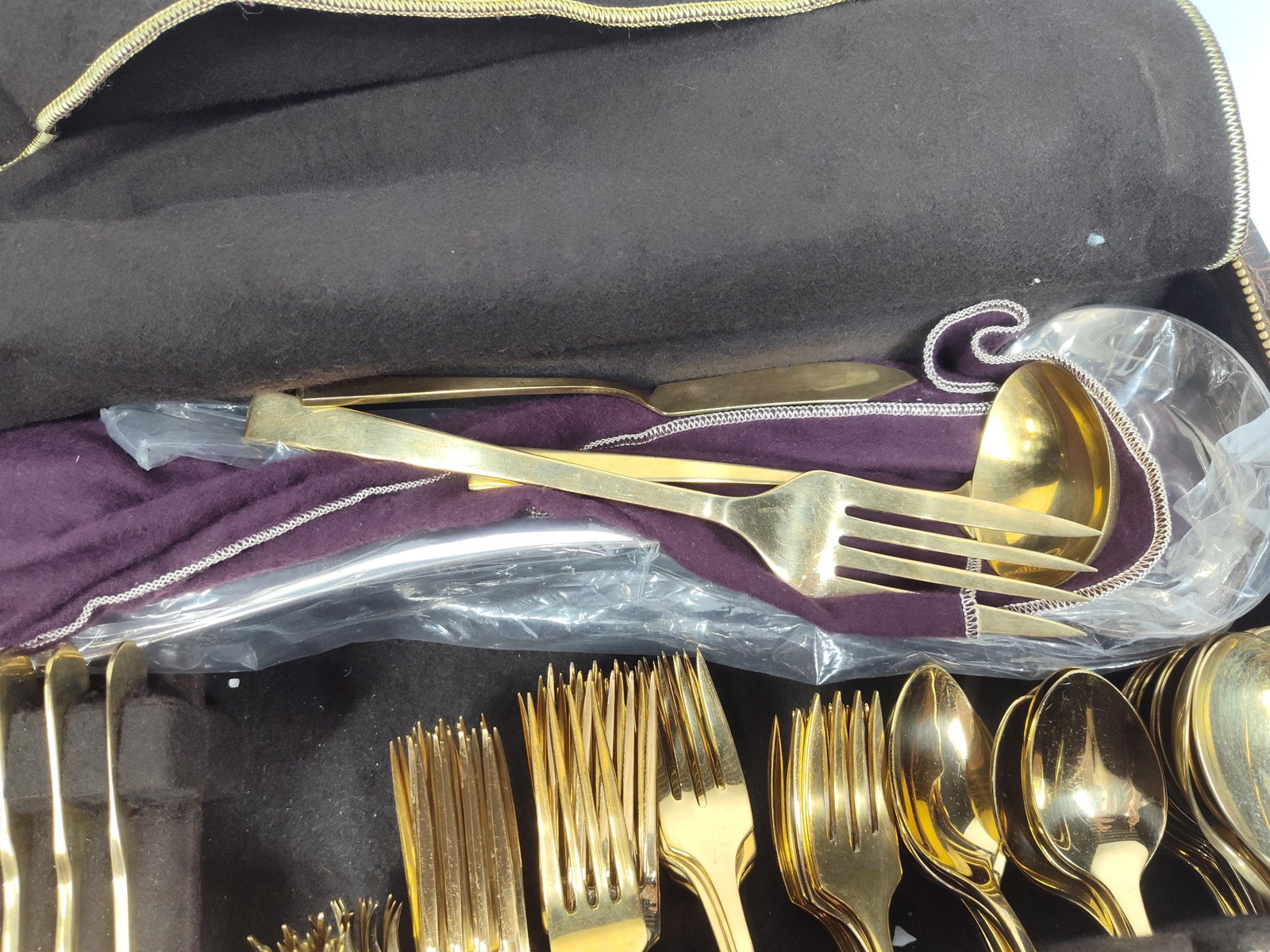 Dirilyte Gold Bronze Flatware & Servers - 4