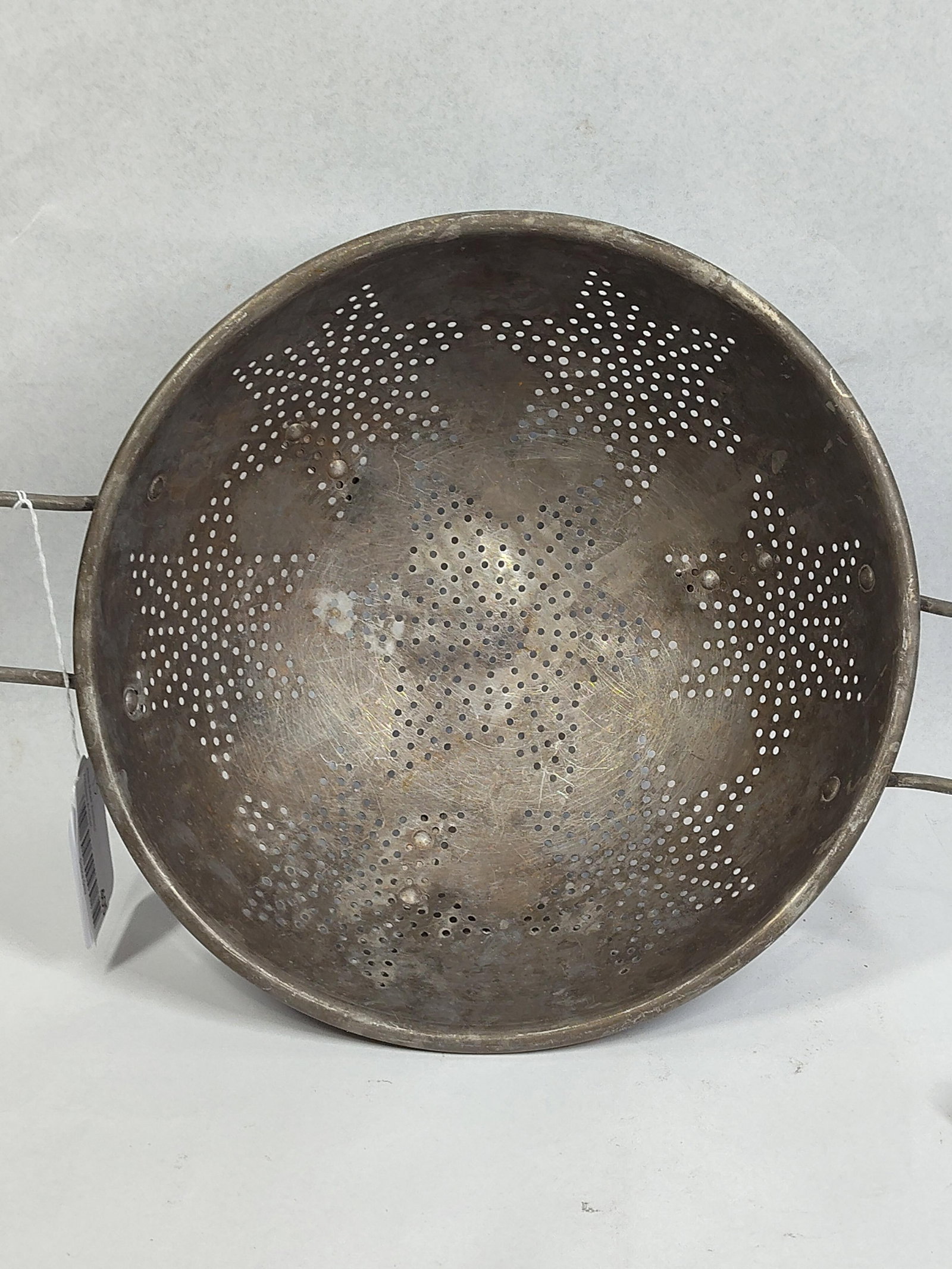 Kitchenware & Advertising Tins - 3