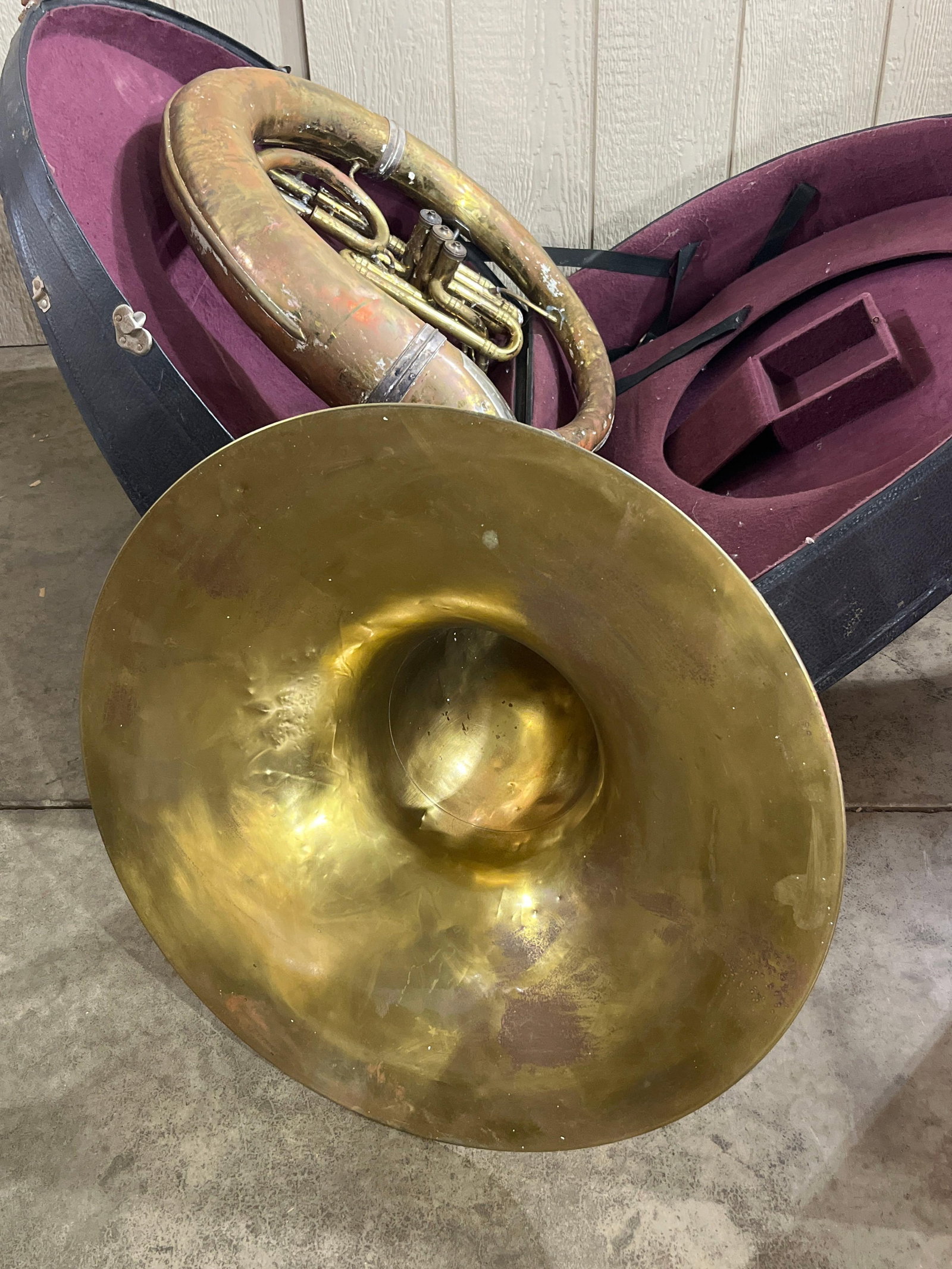 Brass 3-Piston Sousaphone w/ Case - 3
