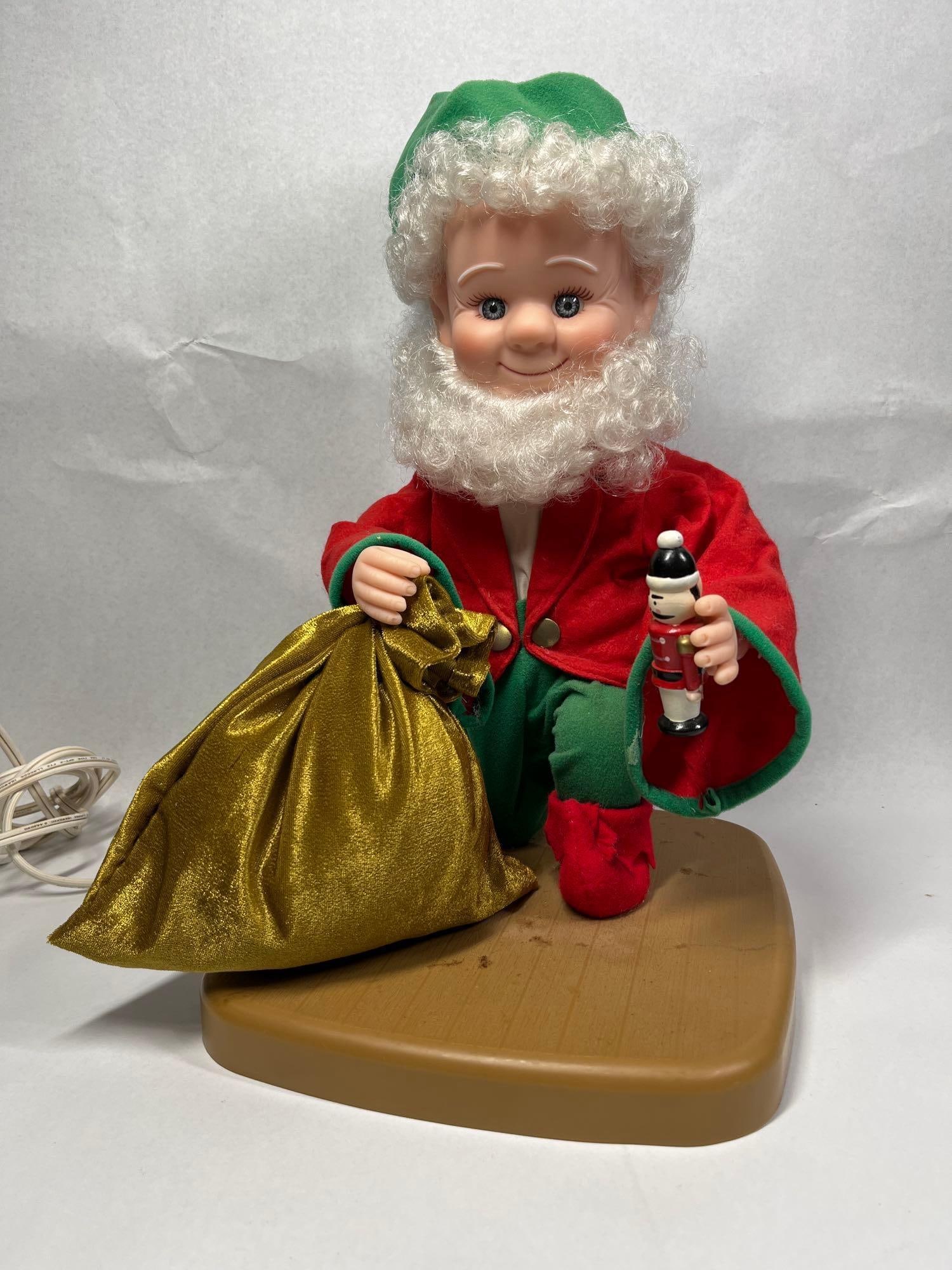 Elf Motionette w/ Nutcracker & Sack (1 of 6)