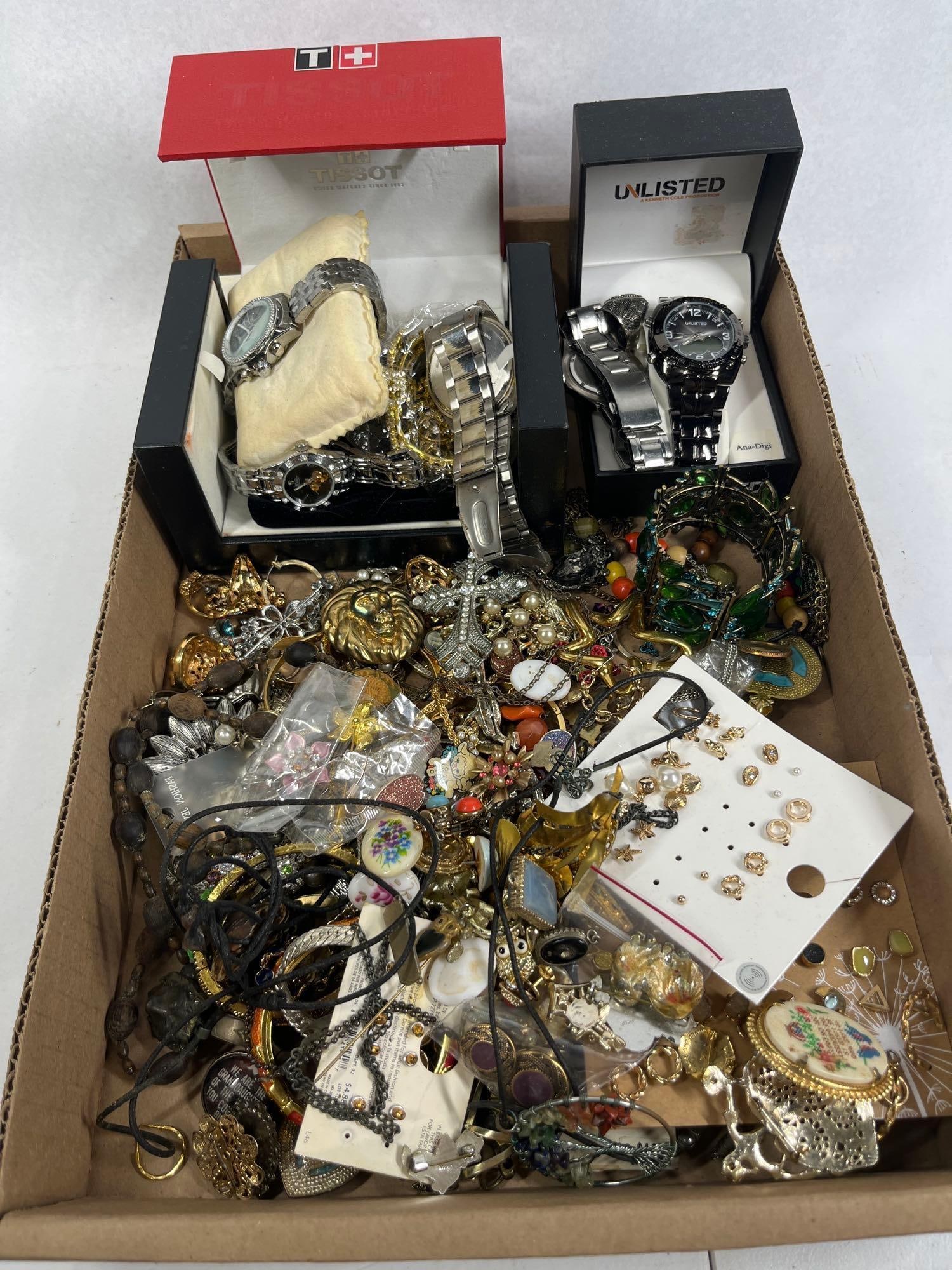 Caravelle & Unlisted Watch/Jewelry Lot (1 of 8)