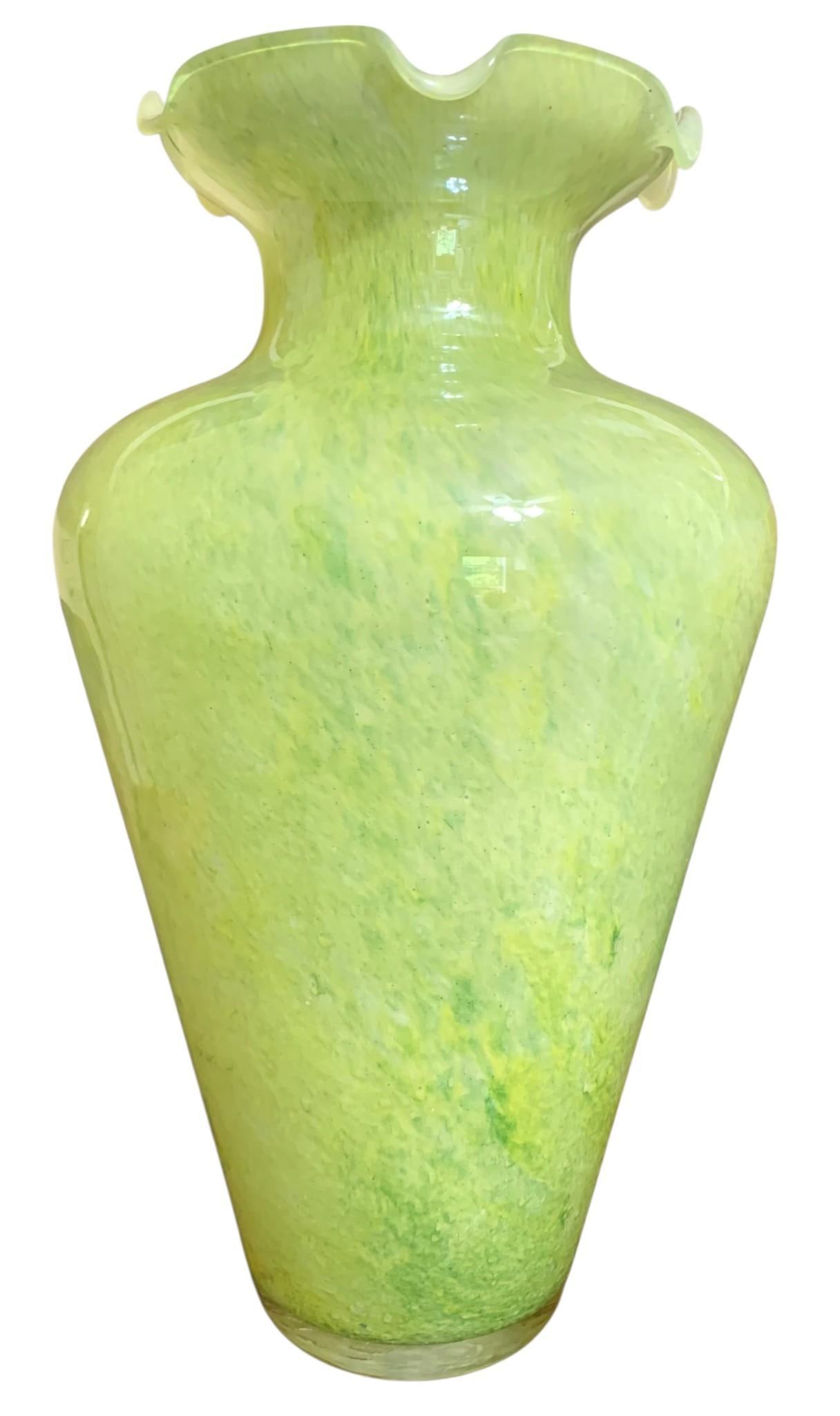 LARGE Italian Lavorazione Lime & Citron Vintage MURANO Art Glass Oversize Artisan Studio Vase (1 of 8)