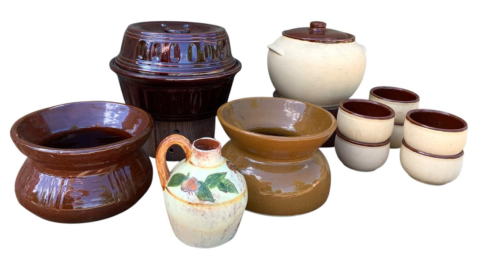 13 pc Antique to Vintage Yelloware, Stoneware, Spittoons, Pottery Demi Jug & Baking Crockery: Quality assortment of antique to vintage pieces, no structural issues.