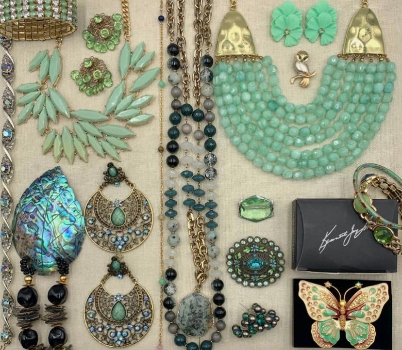 20 pc Antique to Vintage KJL, Uranium Art Deco, Abalone, Enamel, Owl, Butterfly Jewelry Collection: Glorious variety of adornments, including Art Deco Uranium glass enamel frame brooch, sparkling Mid Century cocktail choker, Large Kenneth J Lane butterfly brooch with the box, MCM owl pin, oversize a