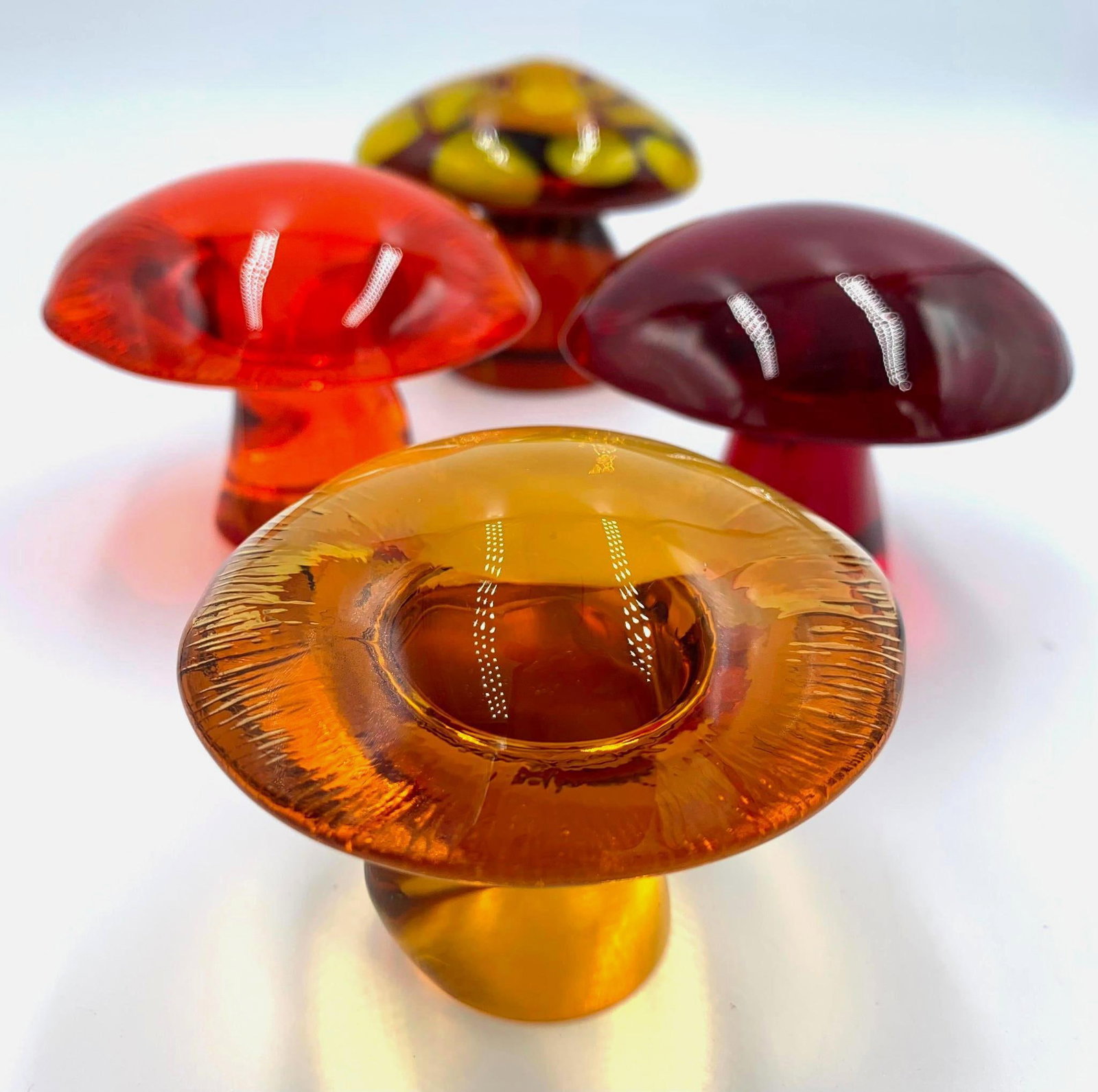 4 Mid Century BLENKO, Viking, Art Glass Mushroom Sculptures & Mushroom Shelf/Drawer Paper Roll (1 of 14)
