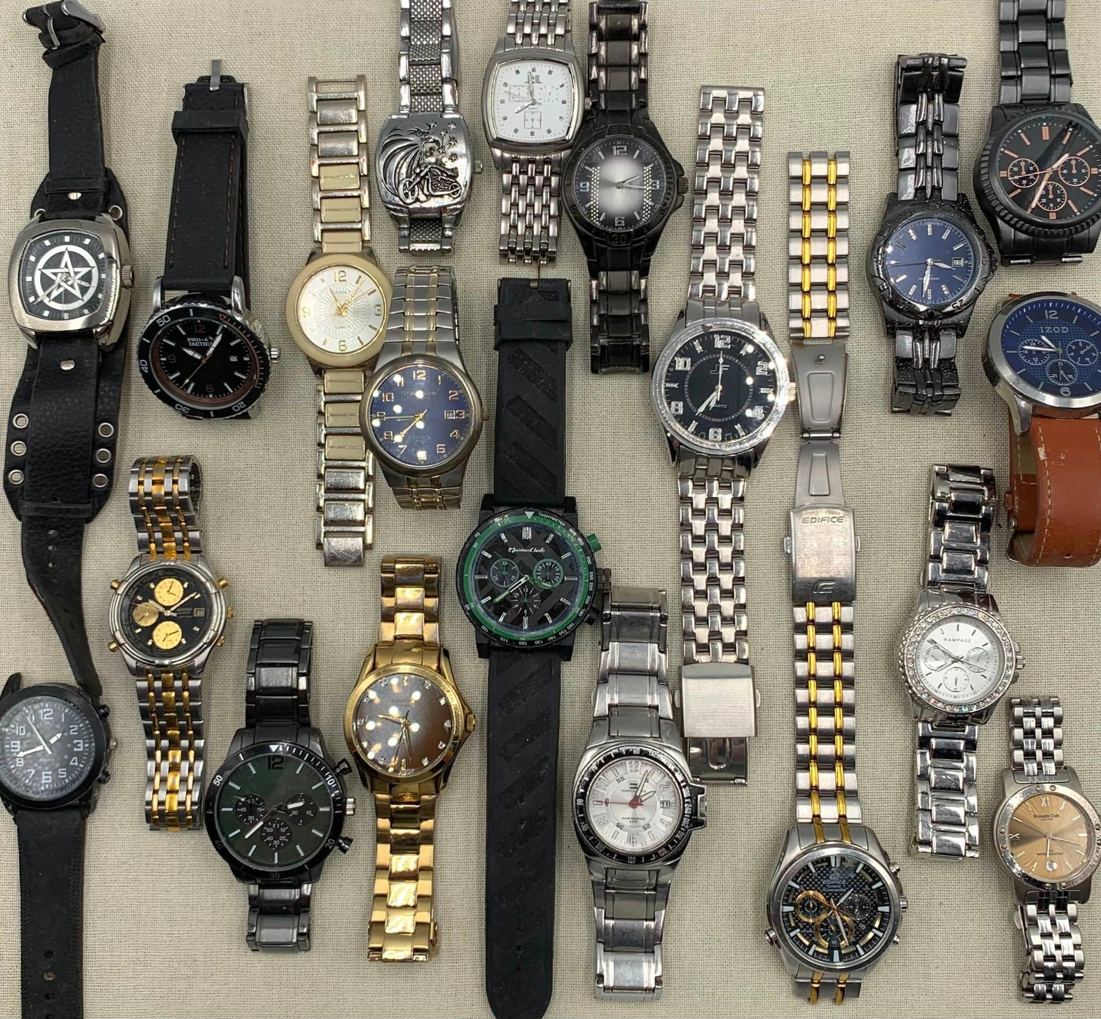 20 pc Vintage Men's Wristwatch Collection: A few with missing crystals and backs, bold designs, fresh batteries needed.