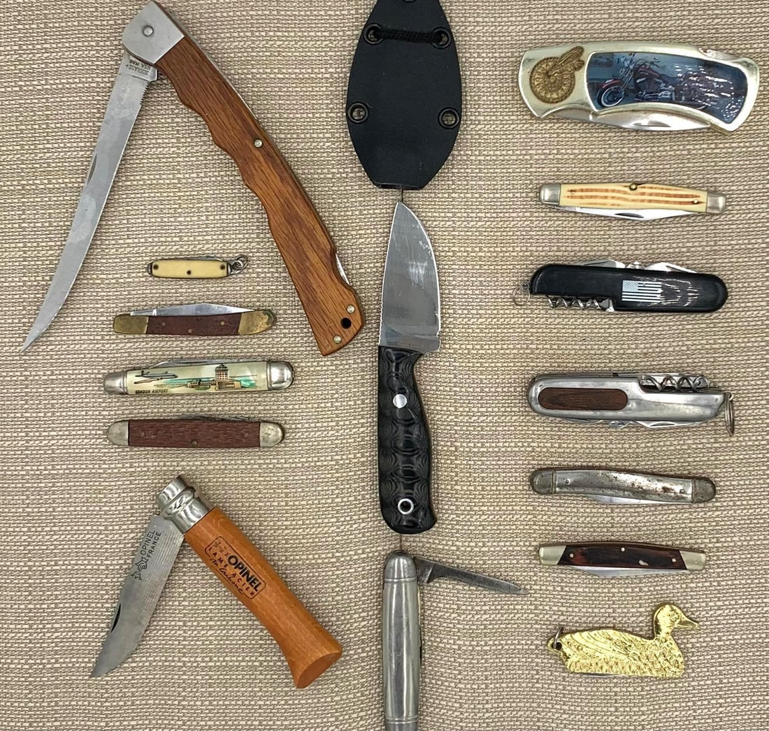 14 pc Vintage Buck, Schrade, Spanish, French, USA, Taiwan, Knife Collection: Fab variety of knives, vintage to more modern with sharp blades, miniature 1 3/4" to 12 1/2". 