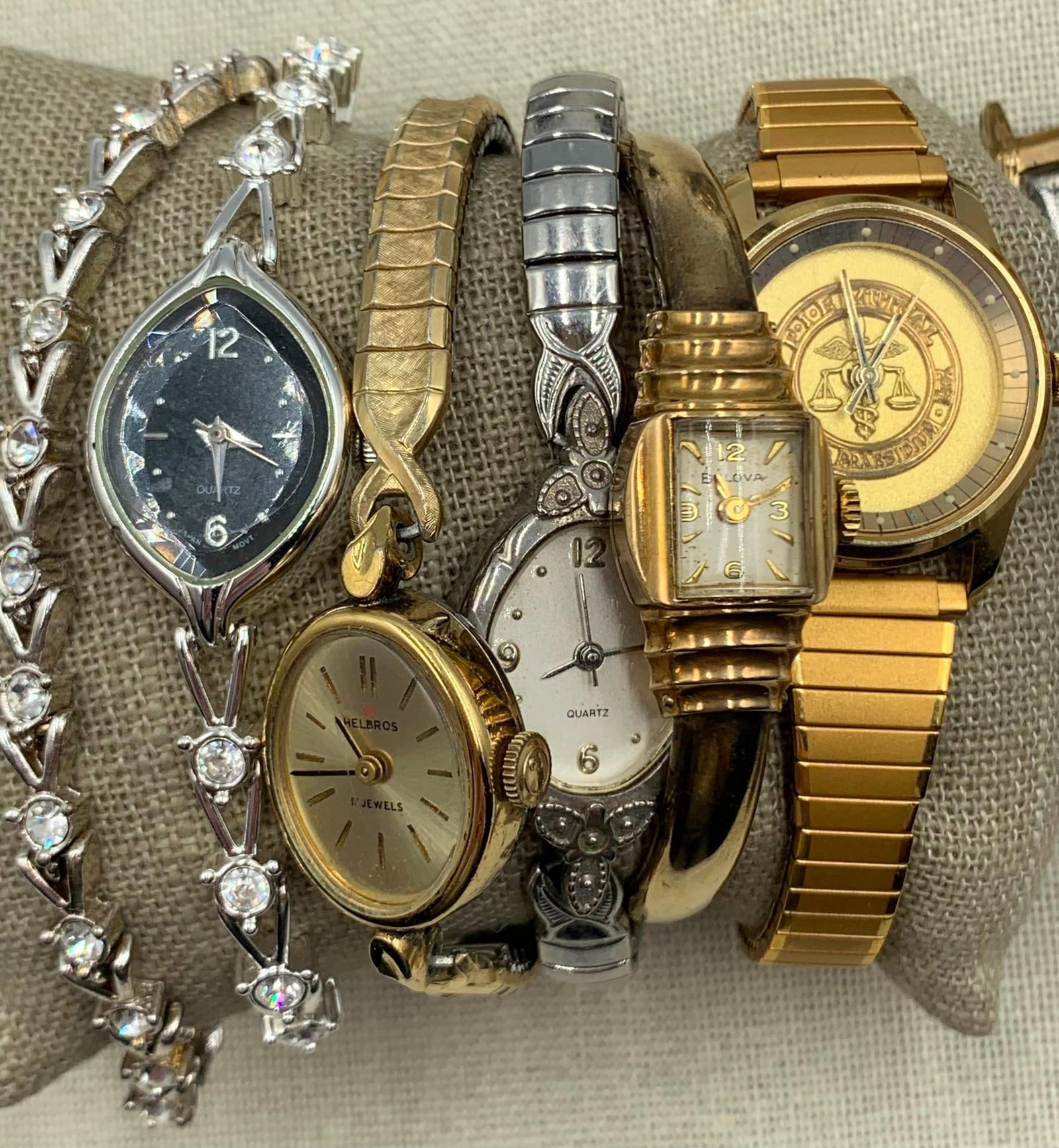 18 pc Vintage Gucci, Benrus, Sheffield, Legant, Wedgefield, Defender, Watch Collection - 8