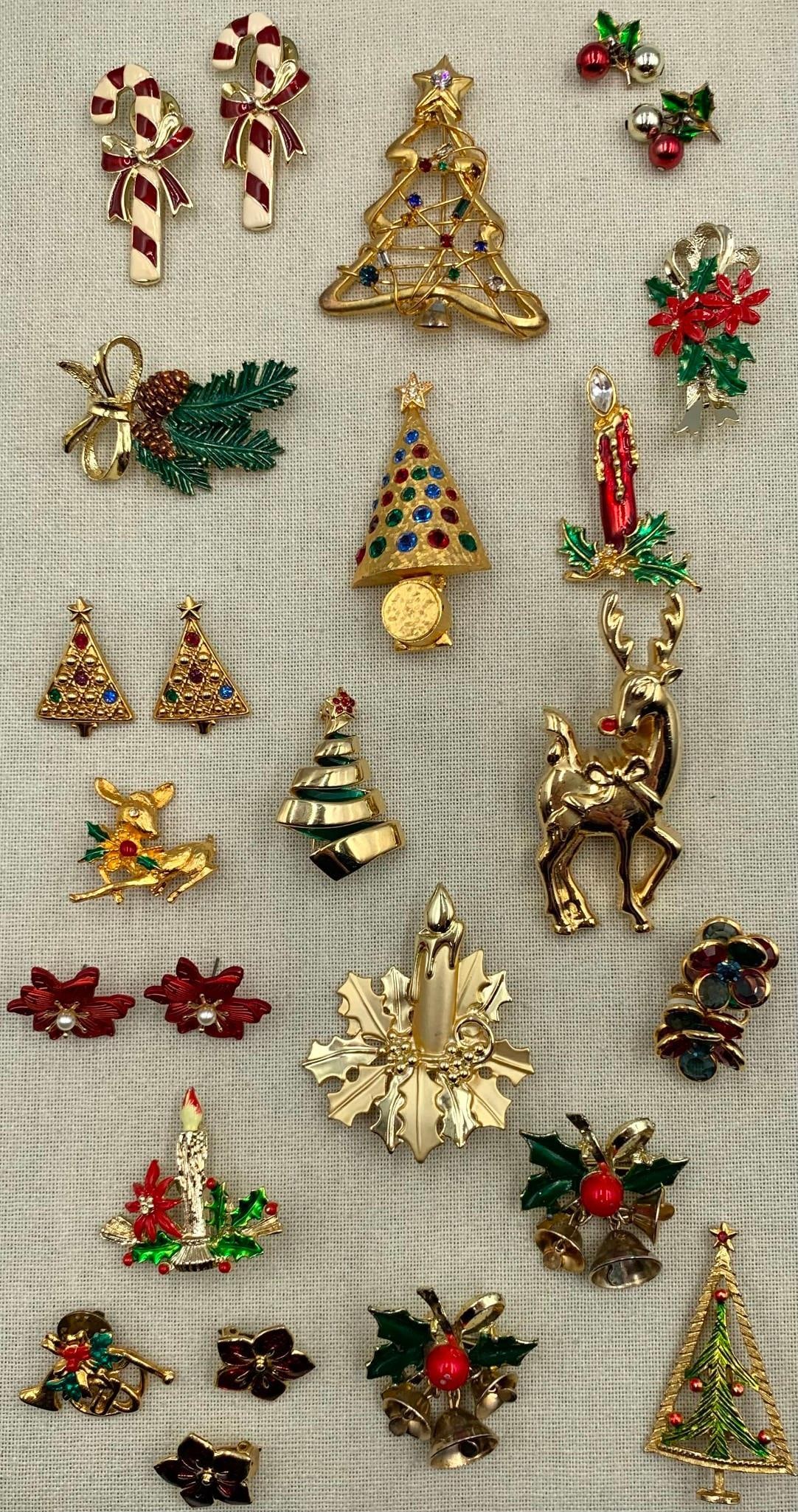25 Vintage Hattie Carnegie, Gerry's, Mid Century to 80s Christmas Holiday Brooches and Earrings (1 of 13)