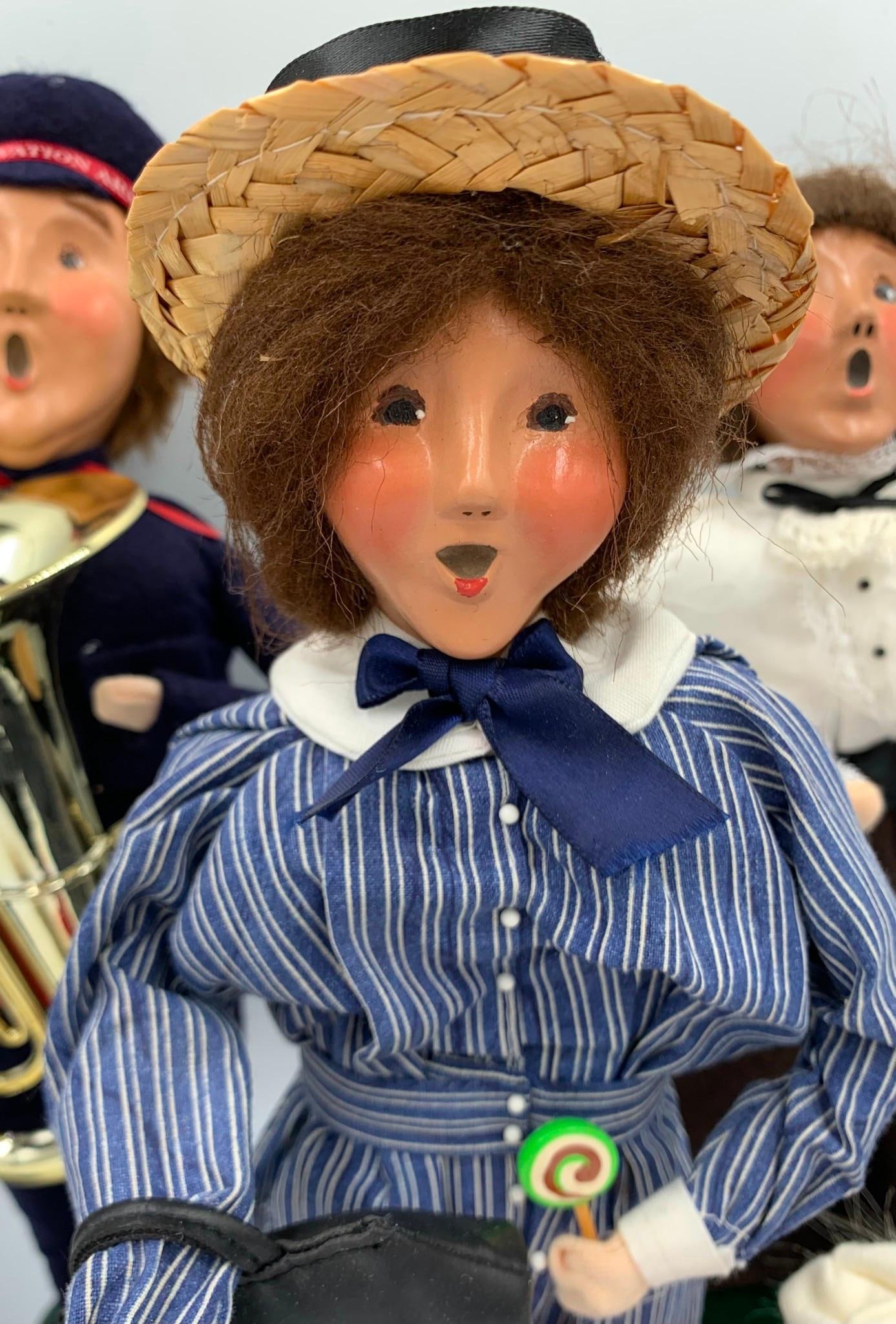 7 Vintage Byers' Choice Salvation Army Carolers, Miss Norma Munsey Nurse Christmas Decorations (1 of 11)