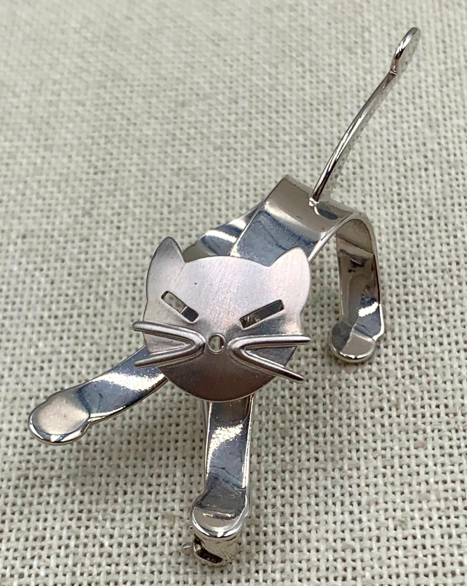 9 pc Sterling Silver Beau Stretching Cat, Hearts, Men's Woven Italian Bracelet Jewelry Collection: * Milor Sterling 26.24 gram woven brick link bracelet, 8 1/2in34; length x 3/8in34;, working closure with a portion of the safety clasp absent * 6.13 gram Sterling, 6.25 size dimensional heart ring * 