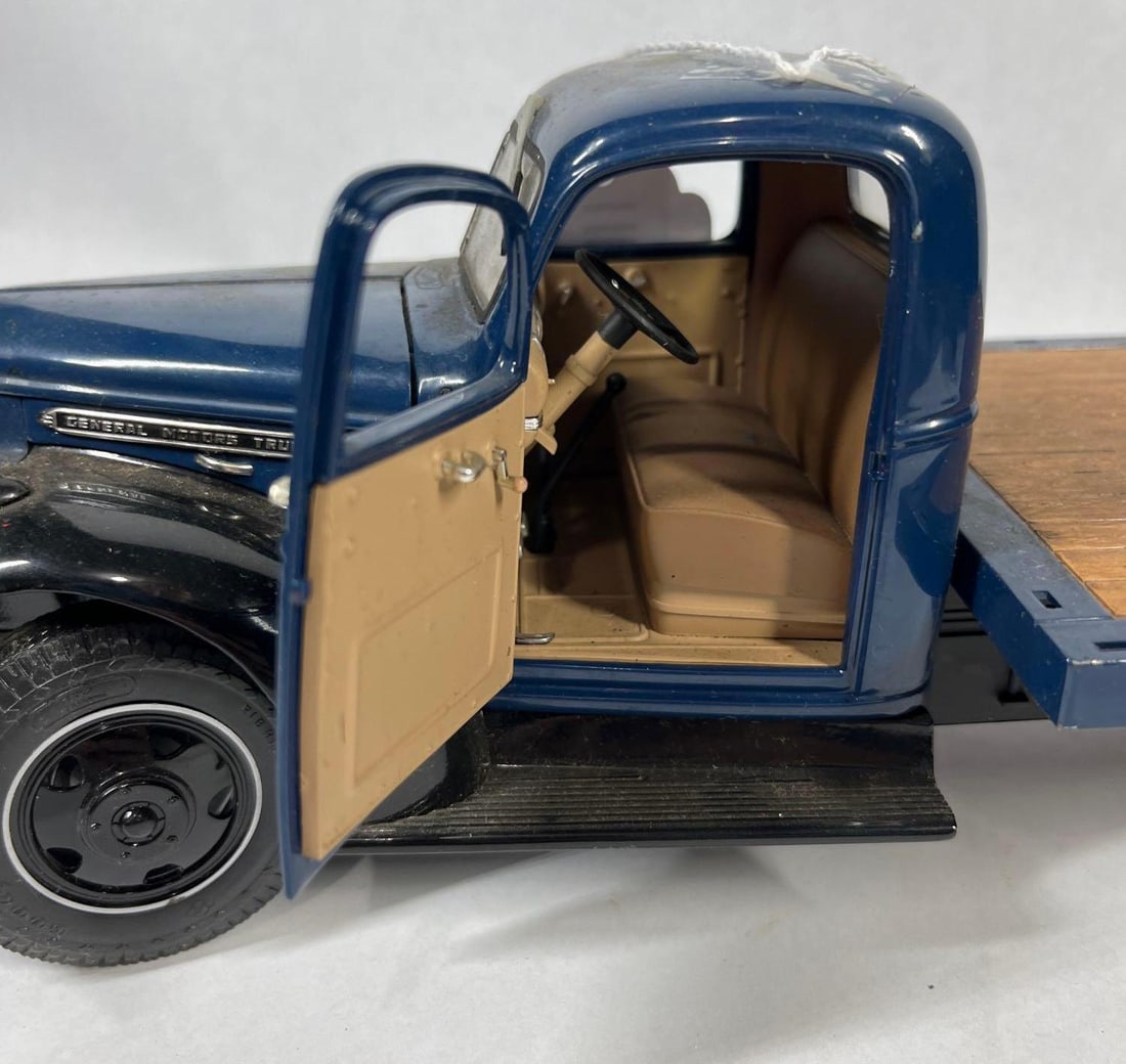 Attributed 1941 GMC Flatbed, Highway 61 - 5
