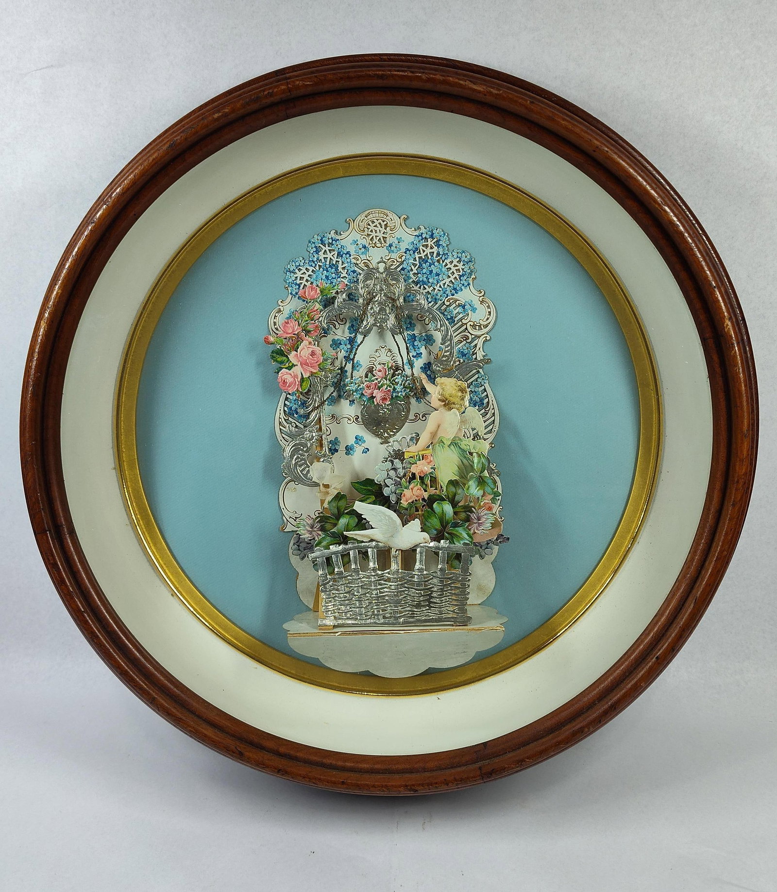 Victorian Die-Cut Valentine Shadowbox (1 of 4)