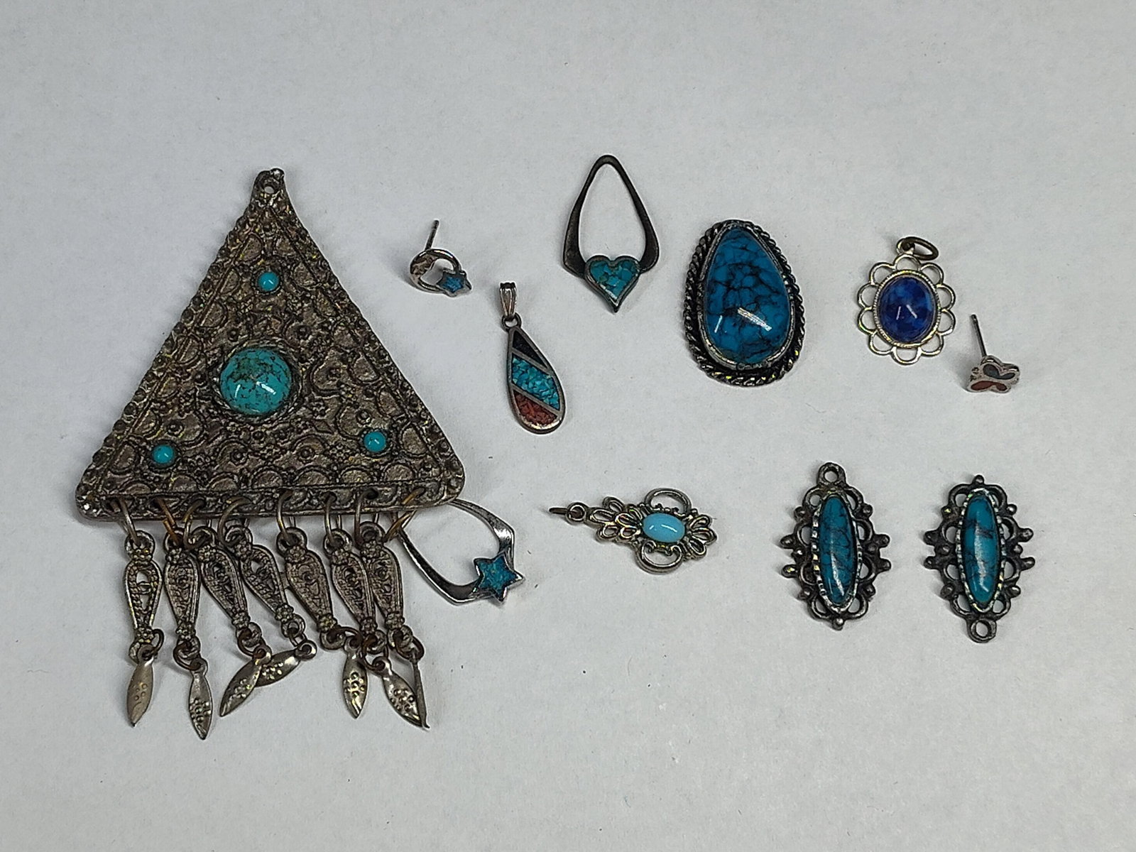 Southwestern & Tribal Costume Jewelry (1 of 4)