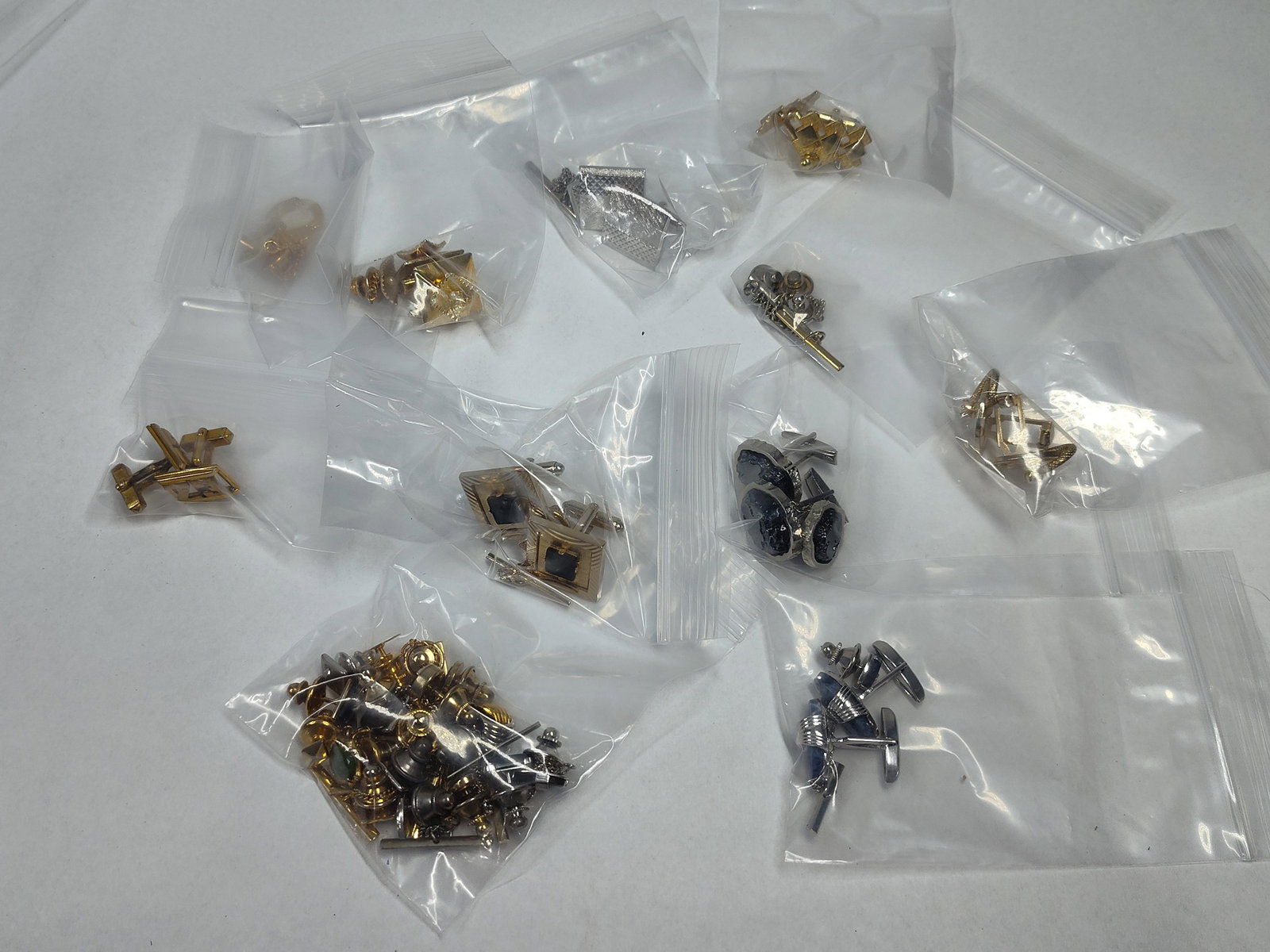 Vtg Men's Gold & Silver-Tone Jewelry (1 of 6)