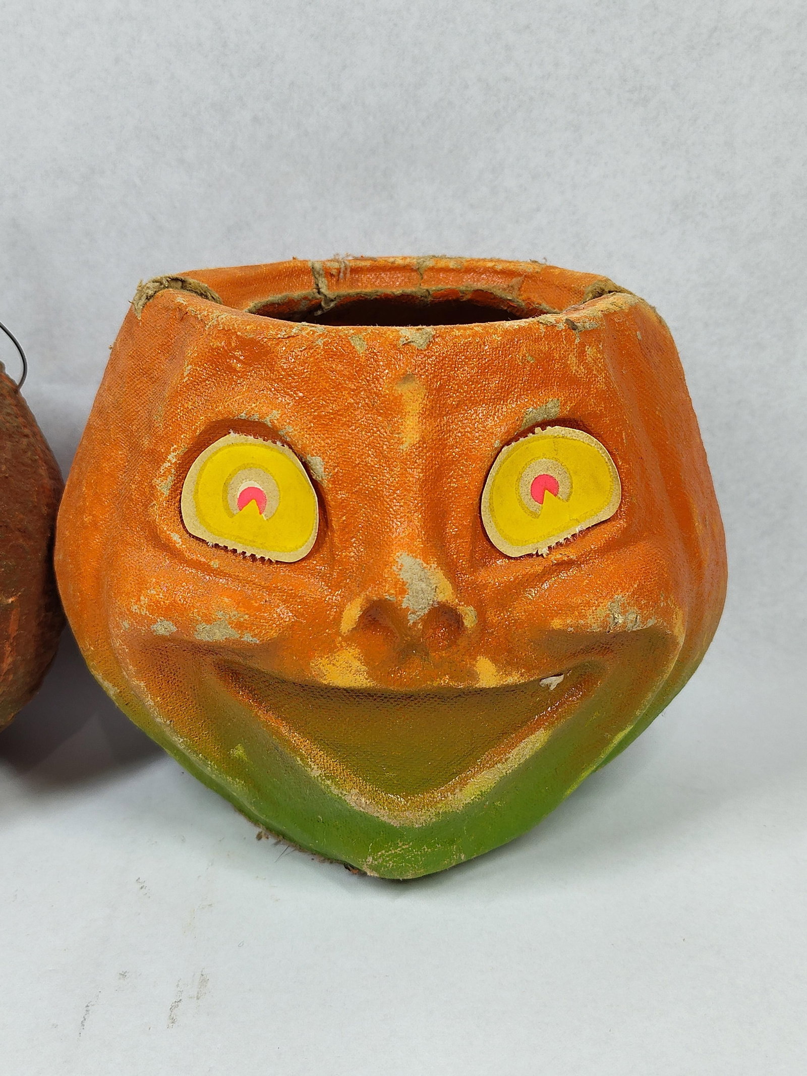 Pair Vtg Paper Pulp Jack-O-Lanterns - 4