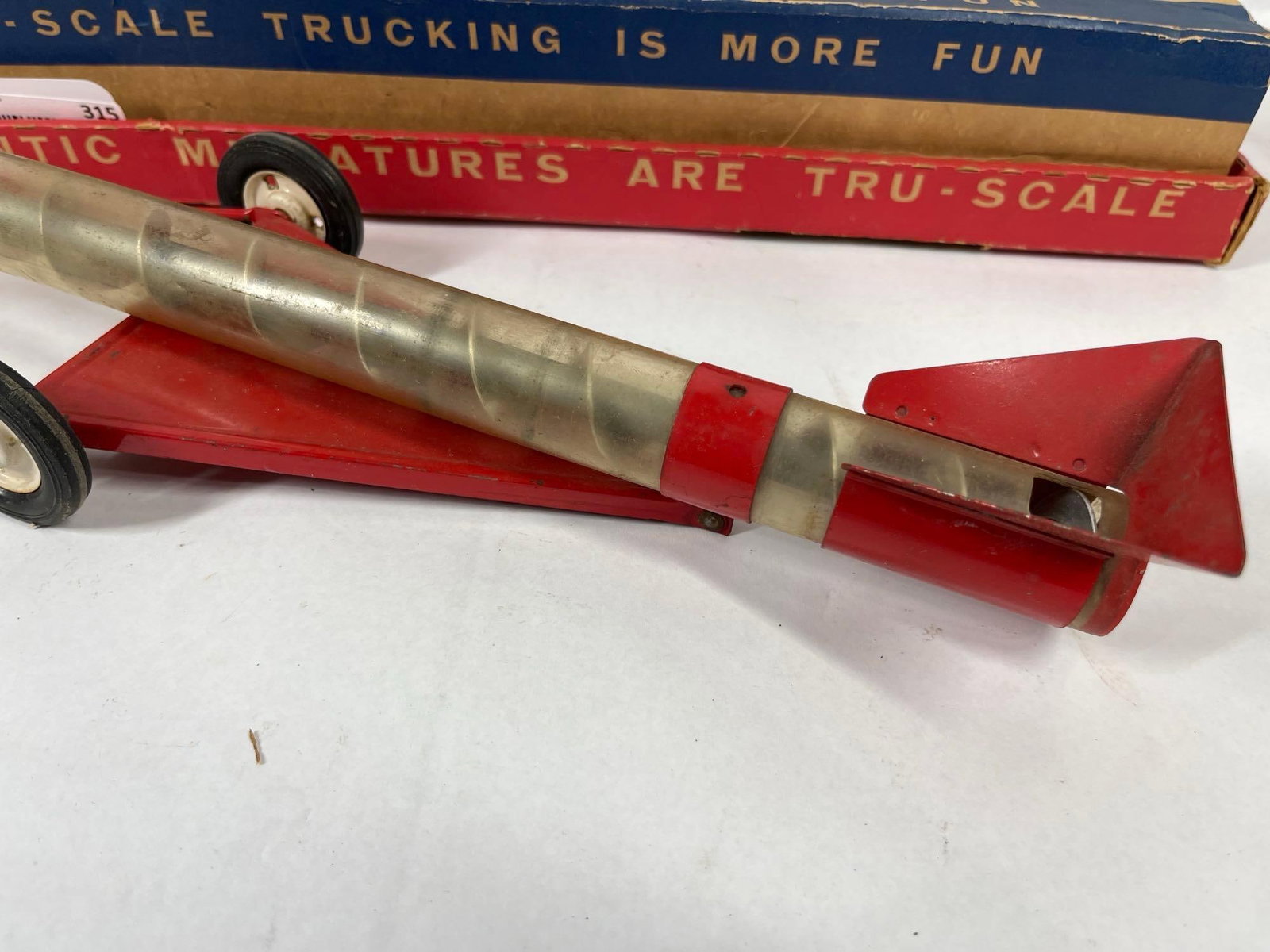 Tru-Scale Rocket Auger Elevator w/ Box - 3