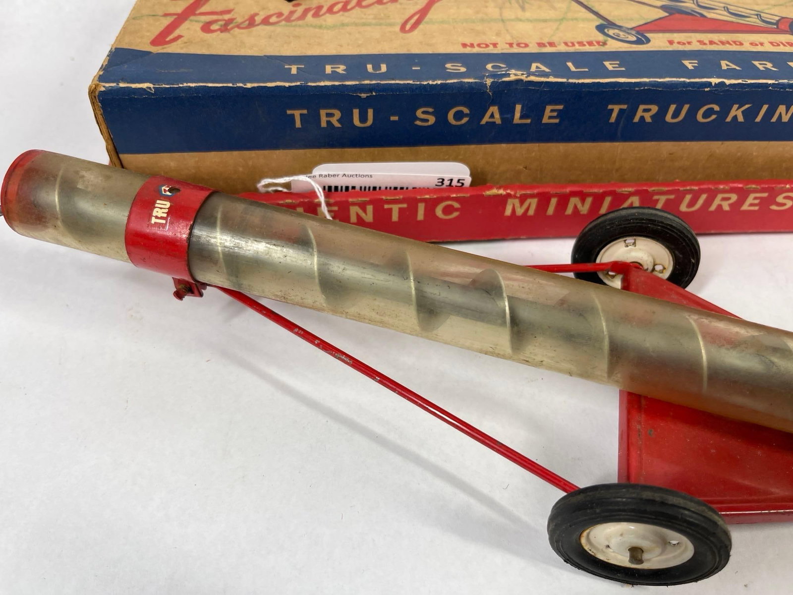 Tru-Scale Rocket Auger Elevator w/ Box - 4