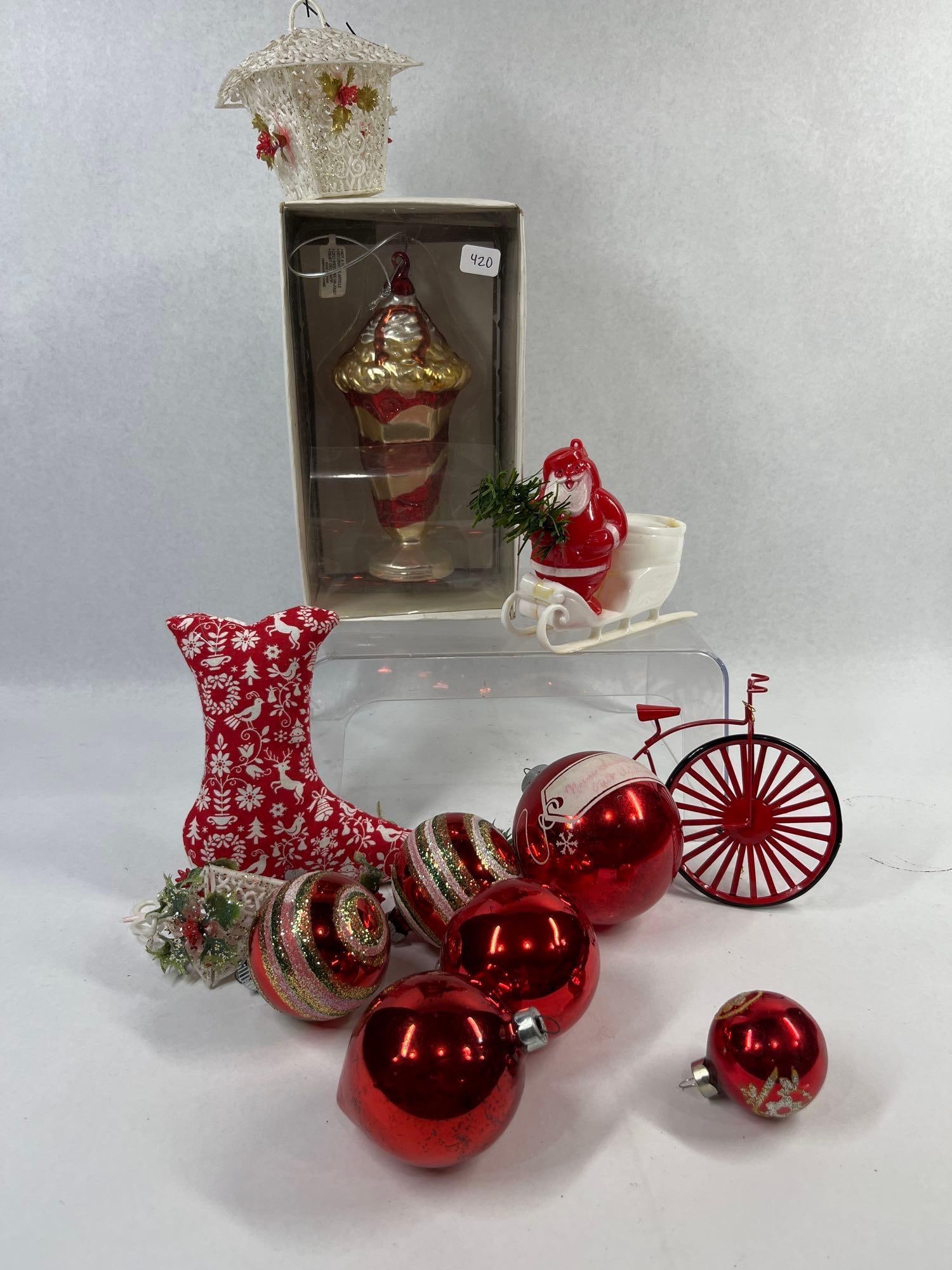 Vtg Christmas Ornaments & Holiday Decor (1 of 7)