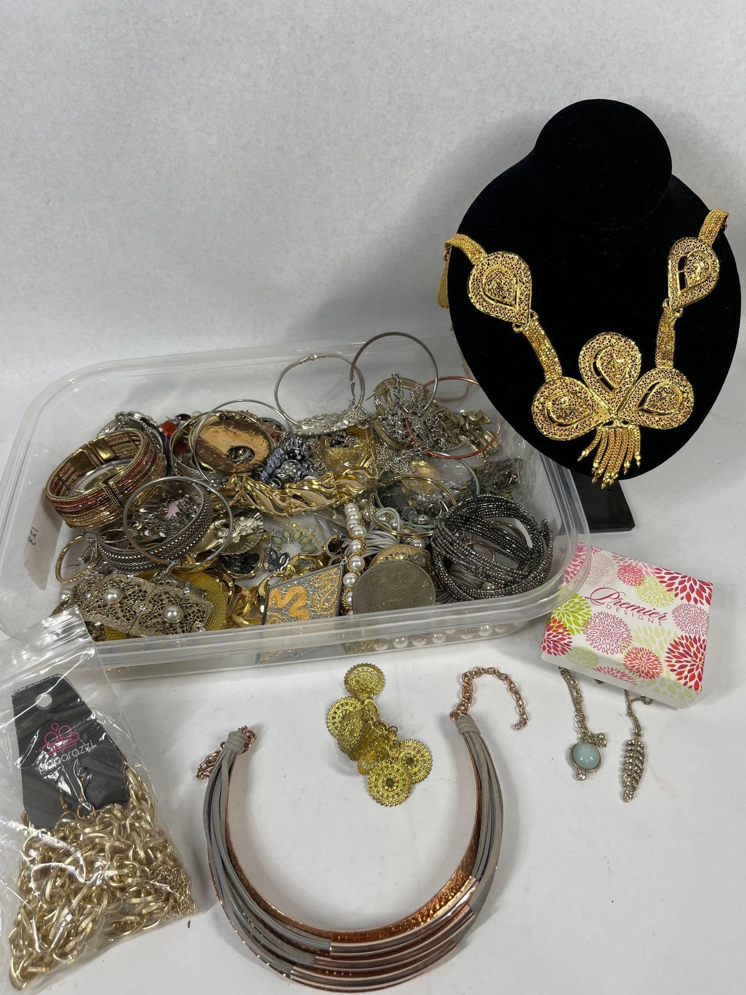 Premier Designs & Paparazzi Jewelry Lot (1 of 8)