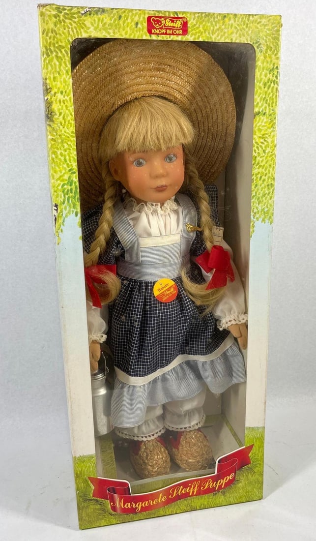 Margarete Steiff Babette Doll w/ Box (1 of 4)