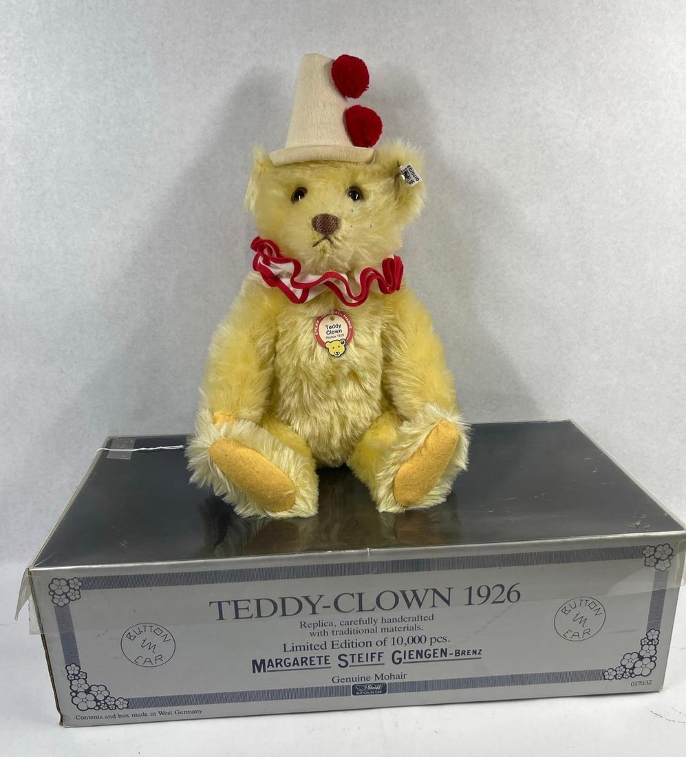 Steiff 1926 Replica Teddy-Clown Bear (1 of 5)