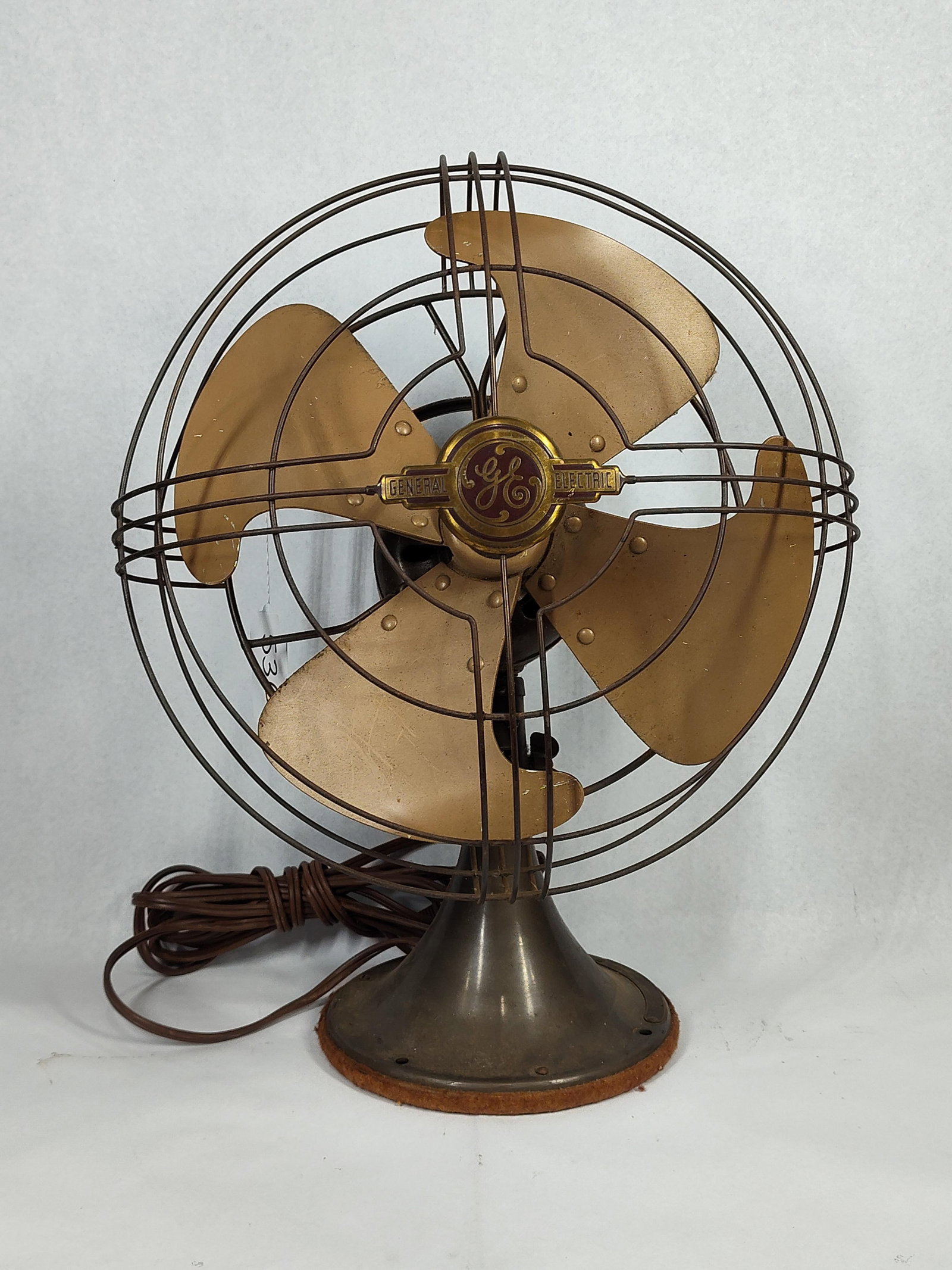 General Electric Vortalex Table Fan (1 of 5)