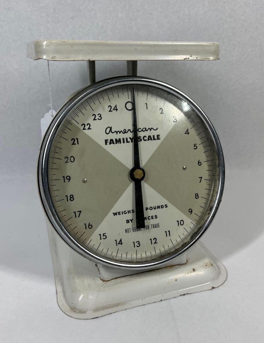 American Family Enamel Kitchen Scale (1 of 4)