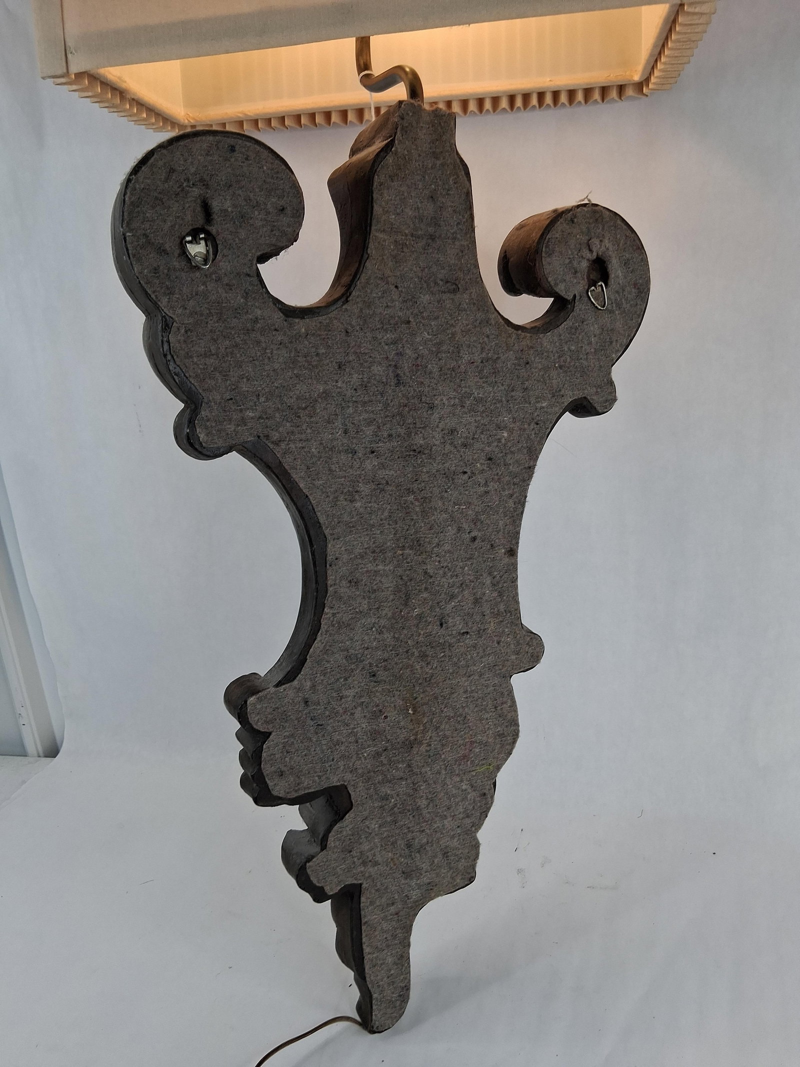 Rococo Revival Electric Wall Sconce - 7