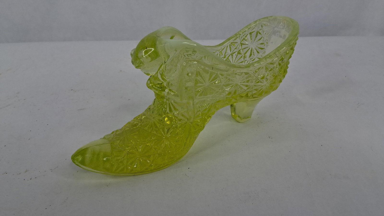 Uranium Glass Daisy & Button Slipper - 5