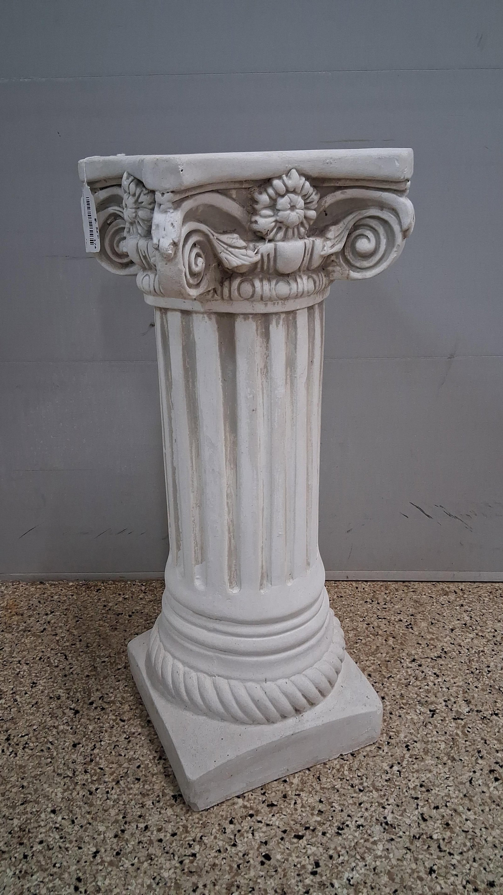 Classical Ionic Column Pedestal - 2