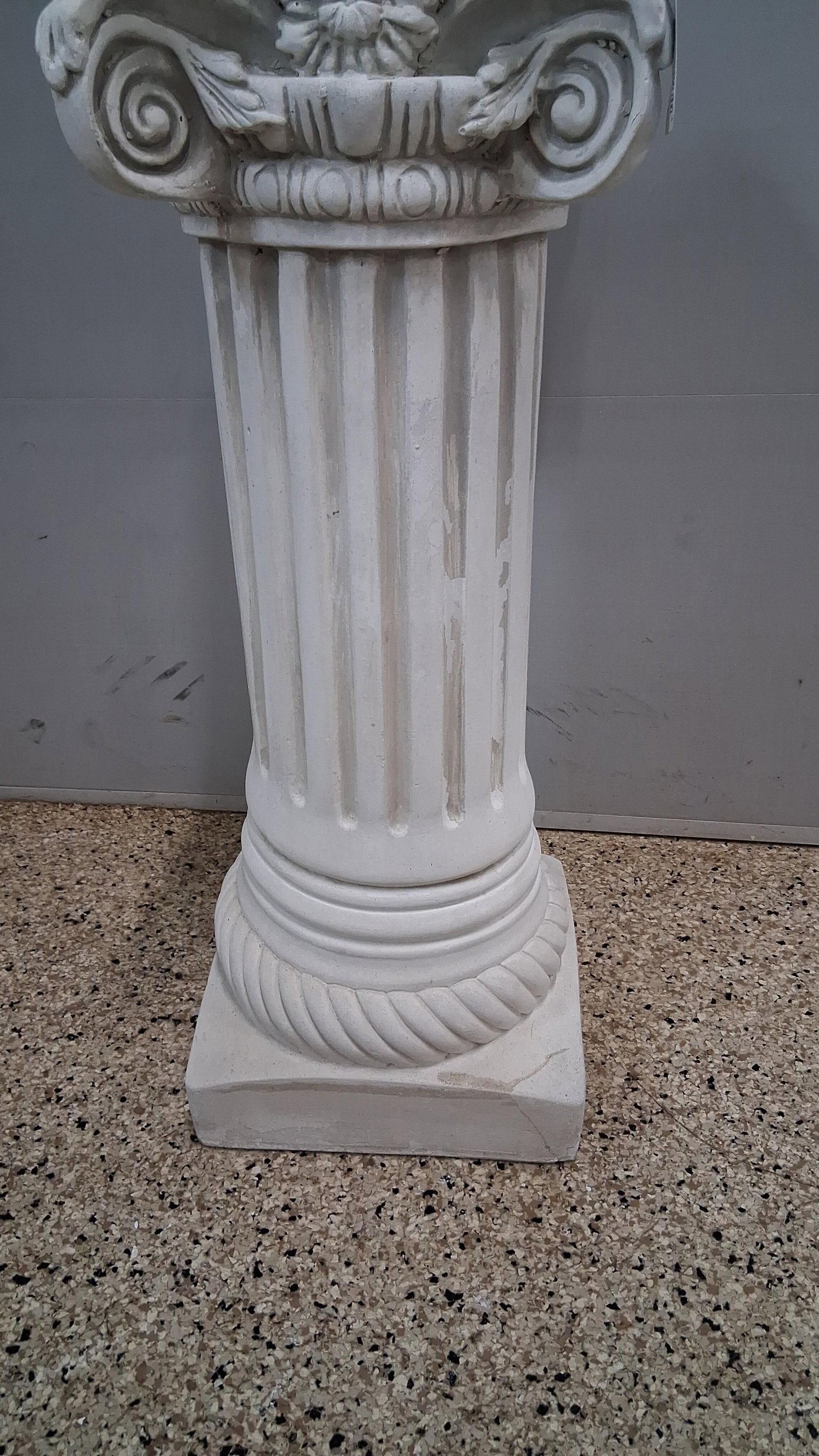 Classical Ionic Column Pedestal - 3