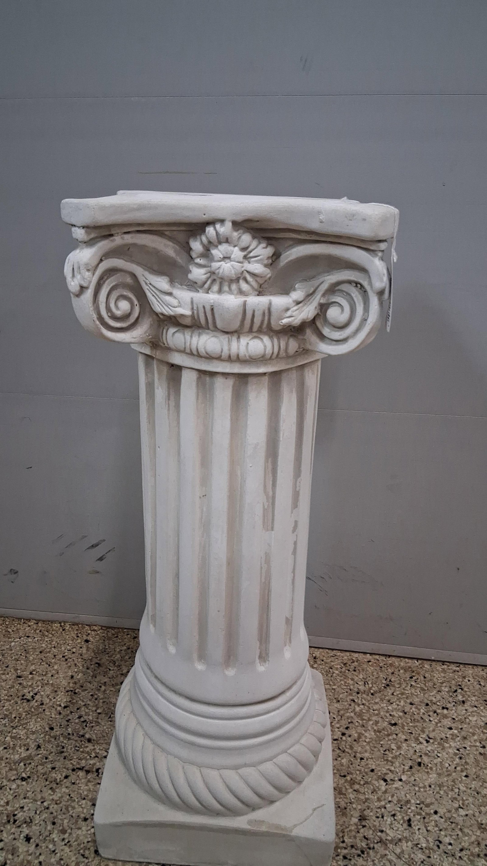 Classical Ionic Column Pedestal - 4