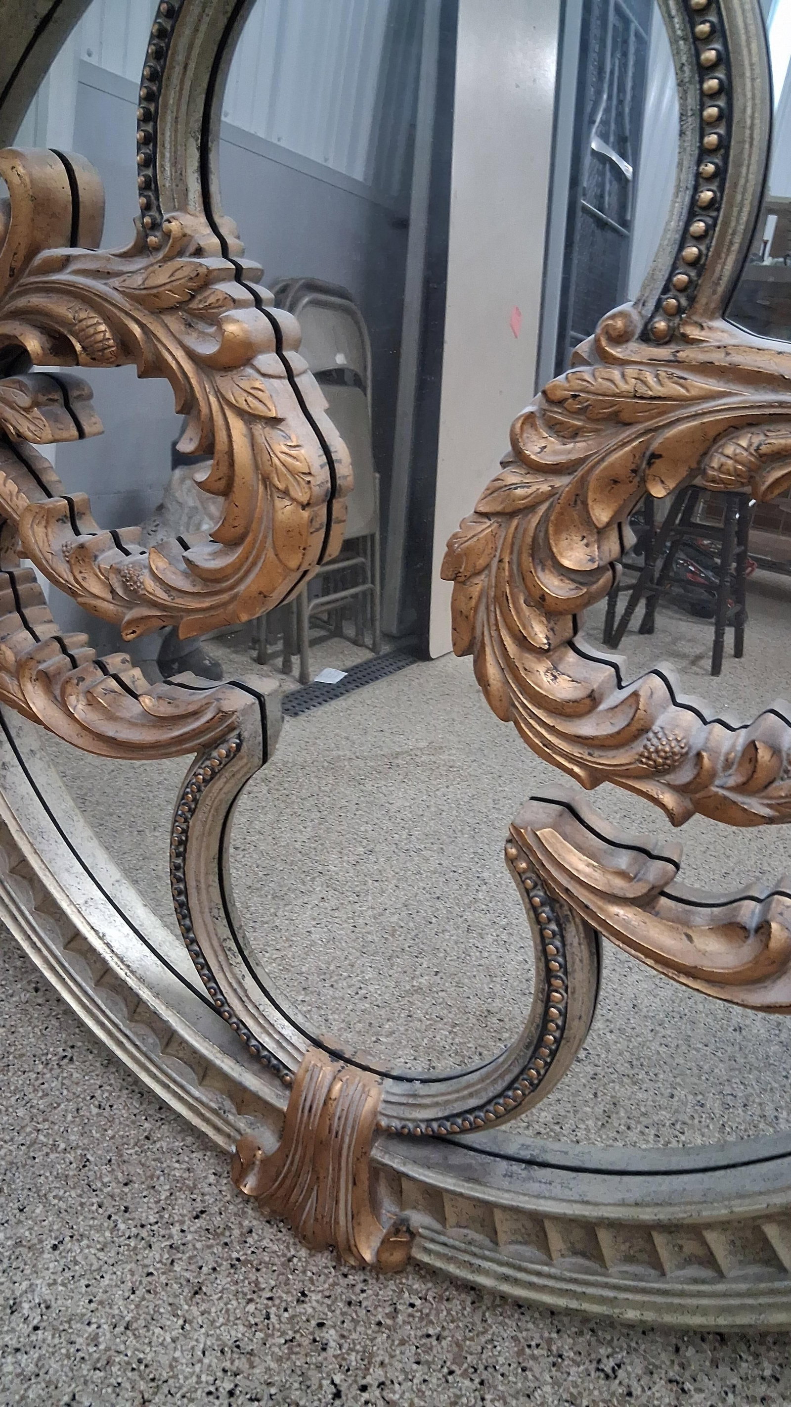 Hollywood Regency Gilt Circular Mirror - 7