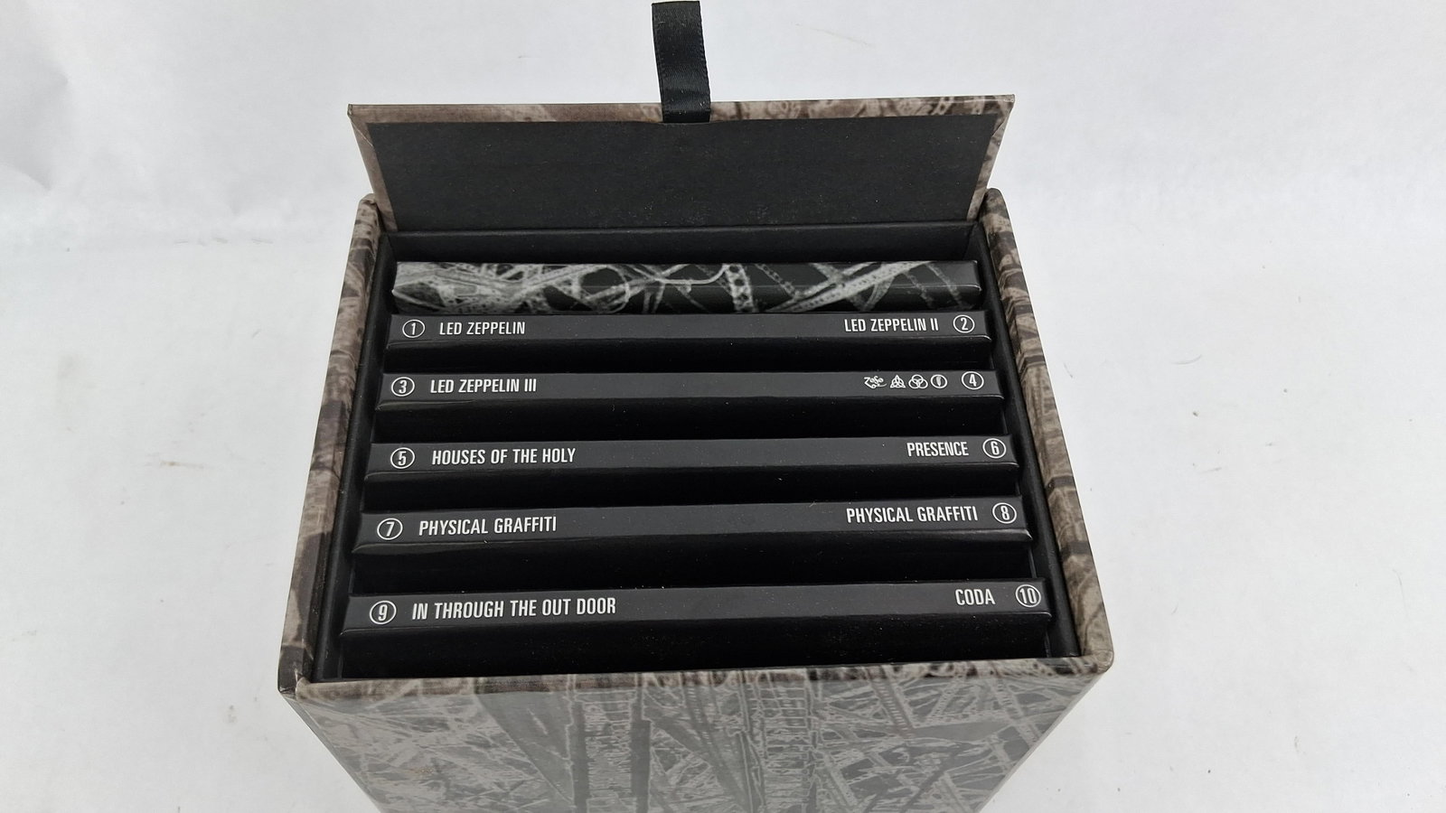 Led Zeppelin Complete Studio CD Box Set - 3