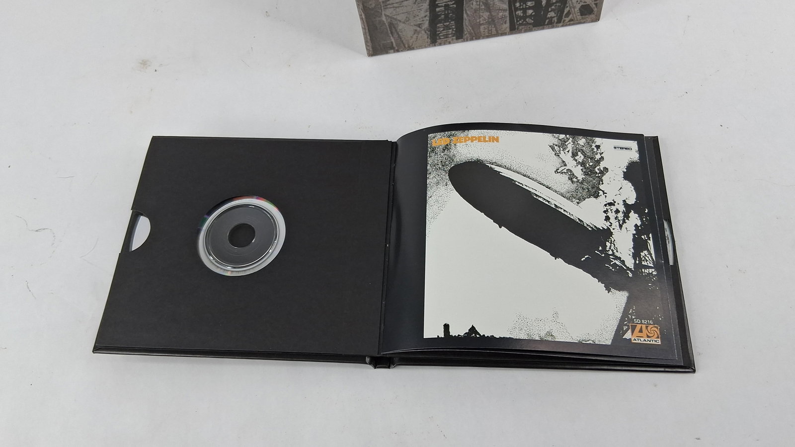 Led Zeppelin Complete Studio CD Box Set - 4