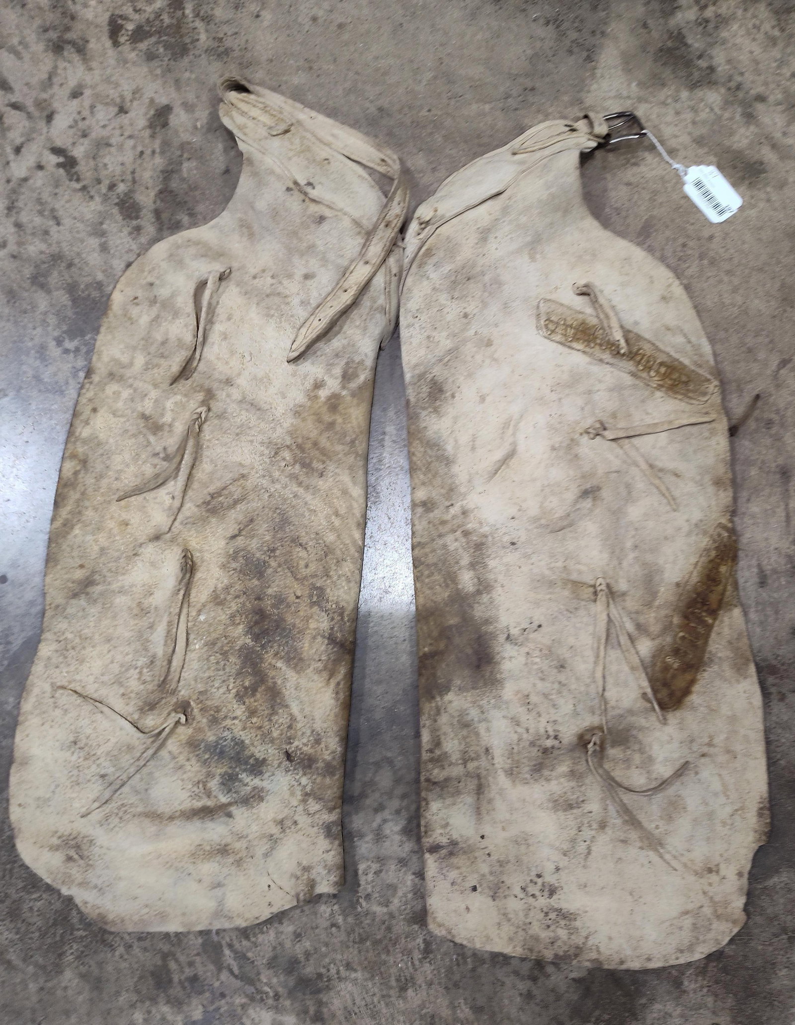 A Pair of Leather Batwing Chaps (1 of 4)