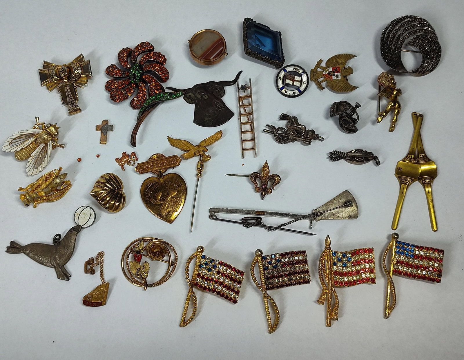 Brooches, Pins & Charms w/ Str (1 of 11)