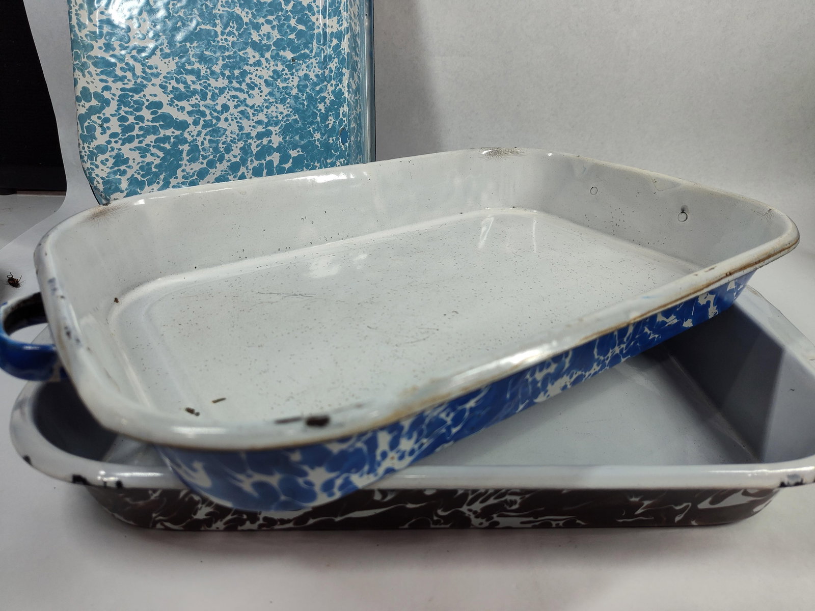 Set 4 Marbled Graniteware Roasting Pans - 4