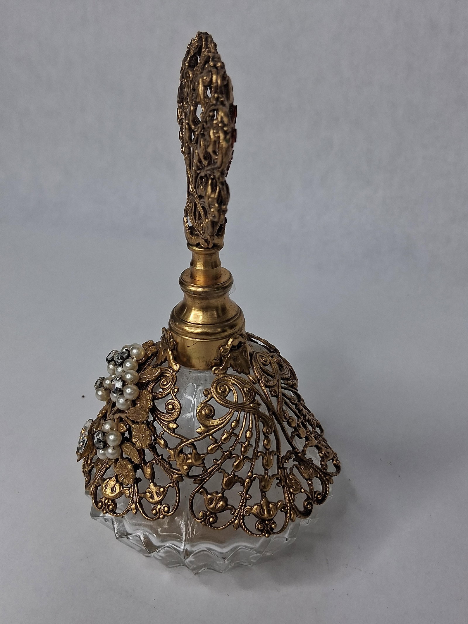 Robert Ormolu Filigree & Glass Perfume - 3