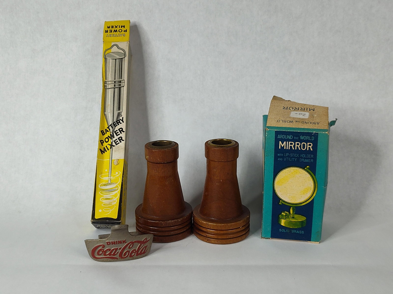 Set 5 Vtg Household & Advertising Items (1 of 7)