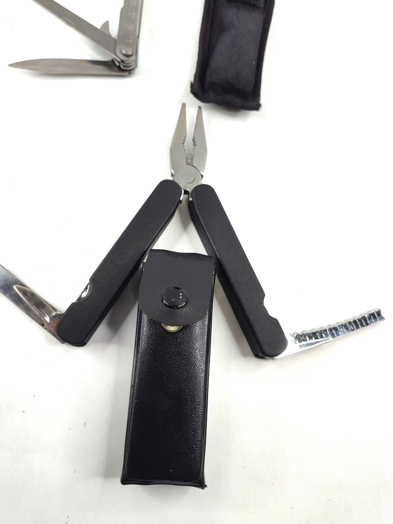 Garrity & Stetson Folding Multi-Tools - 8