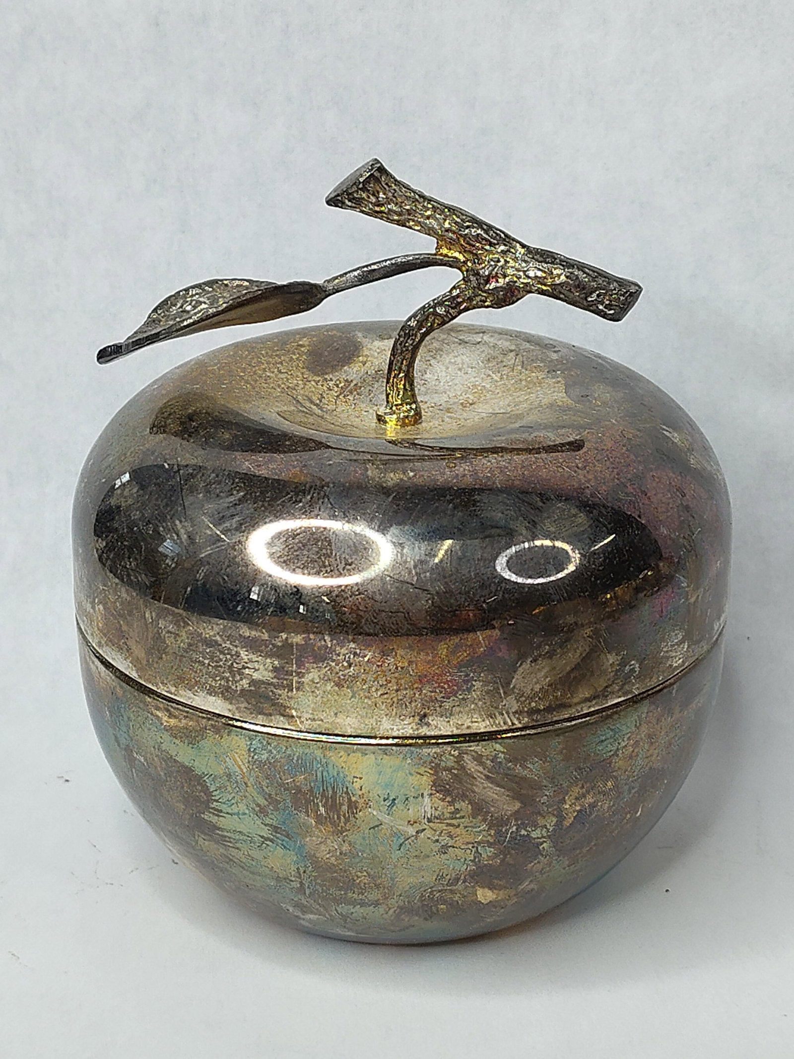 Oneida, Gorham & Wallace Hollowware - 4